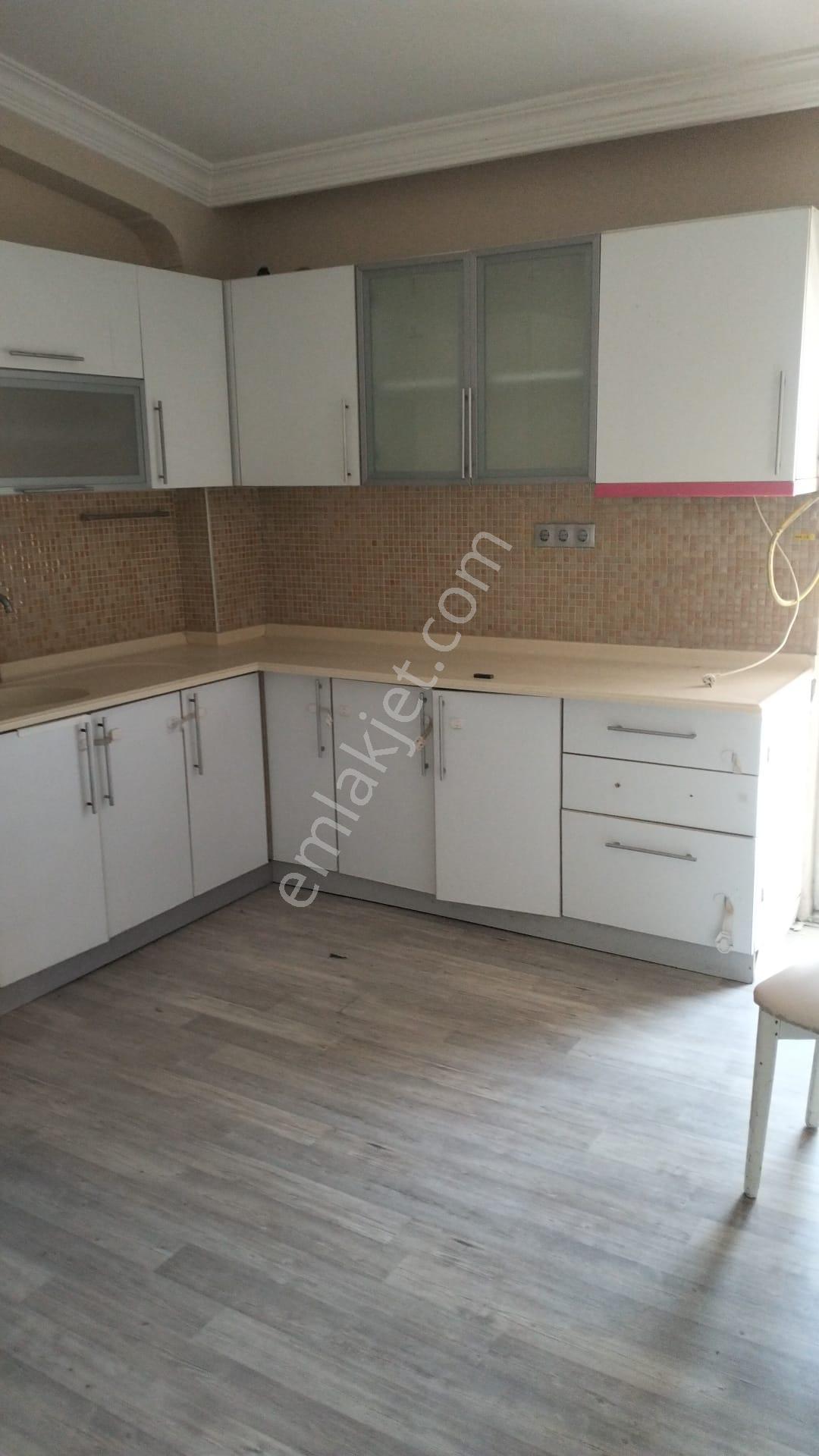 Bornova Atatürk Mah. 2+1 Kiralık Daire - Görsel 8