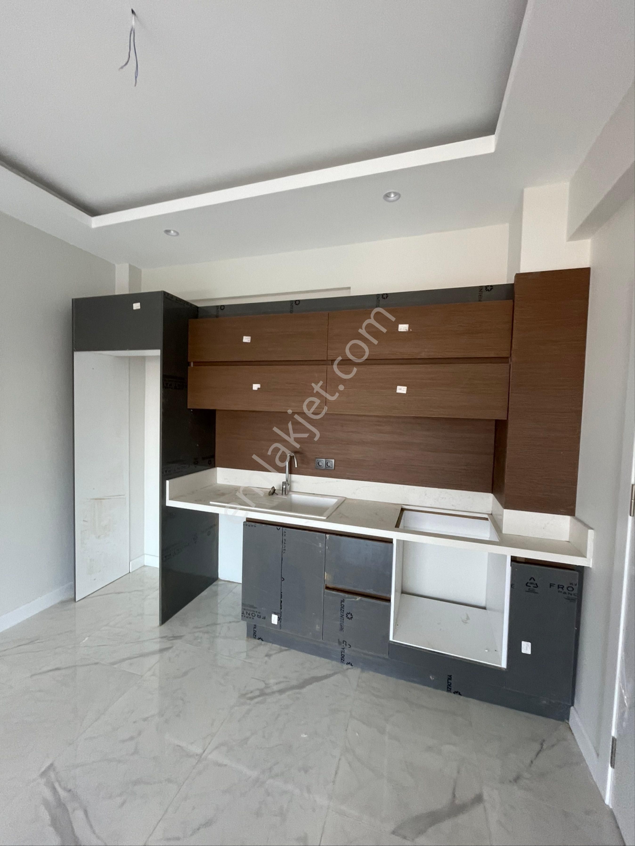 Satılık 1+1 Sıfır Arakat Daireler - Görsel 15