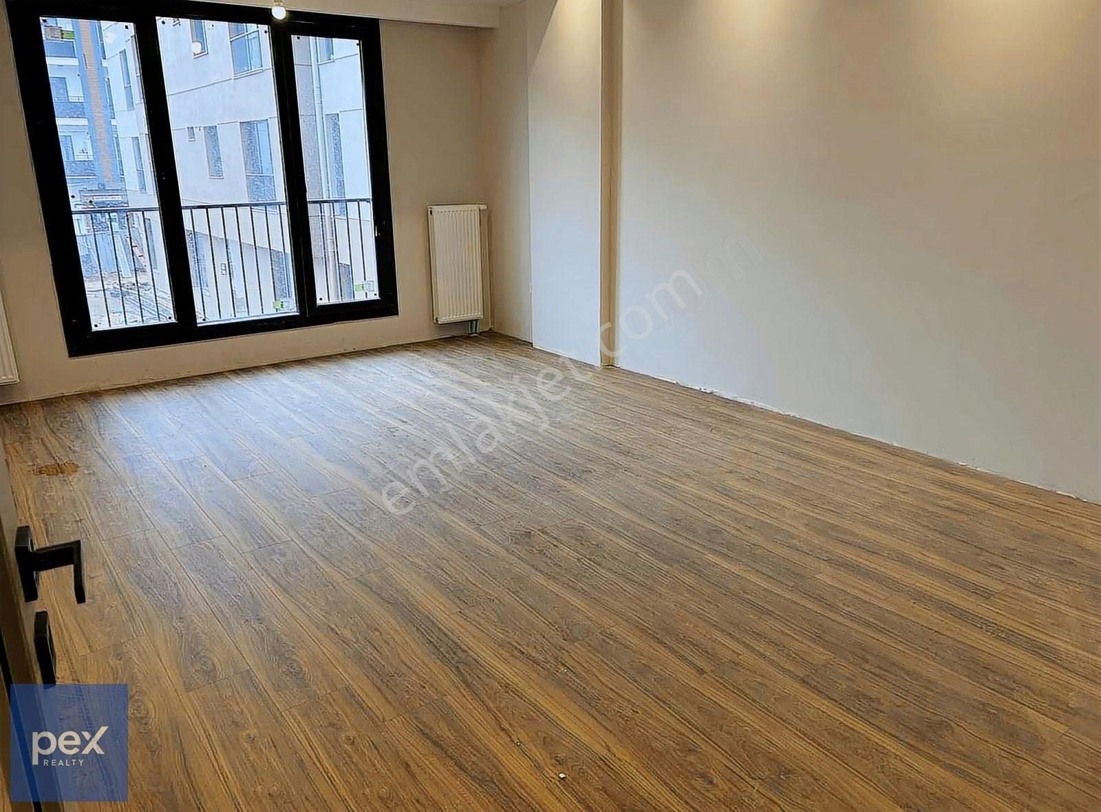 Sultanbeyli Orhangazi Mah.butik Site İçerisinde Satılık 3+1daire