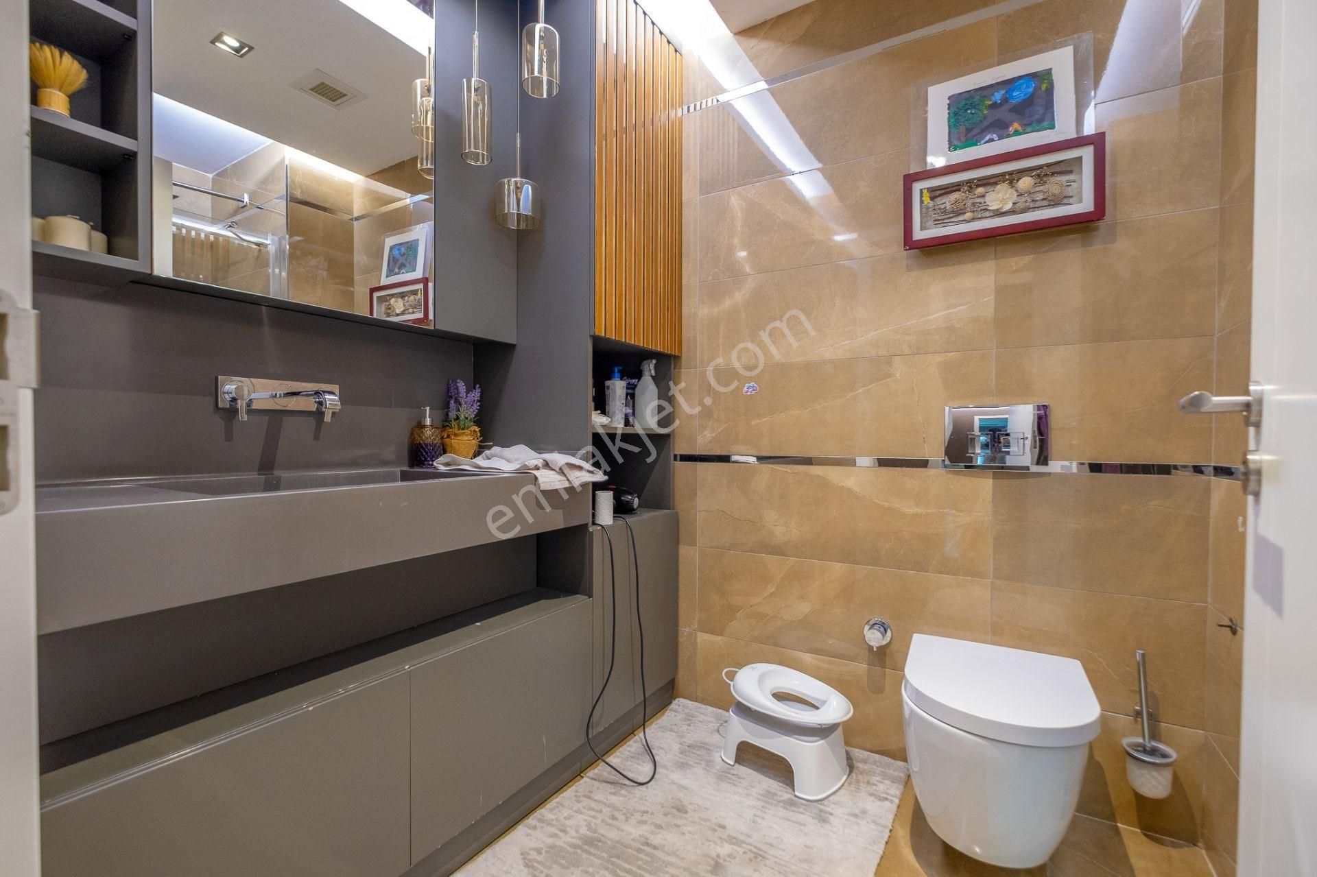Vadistanbul Teras'da Orman Manzaralı Satılık 3+1 Daire