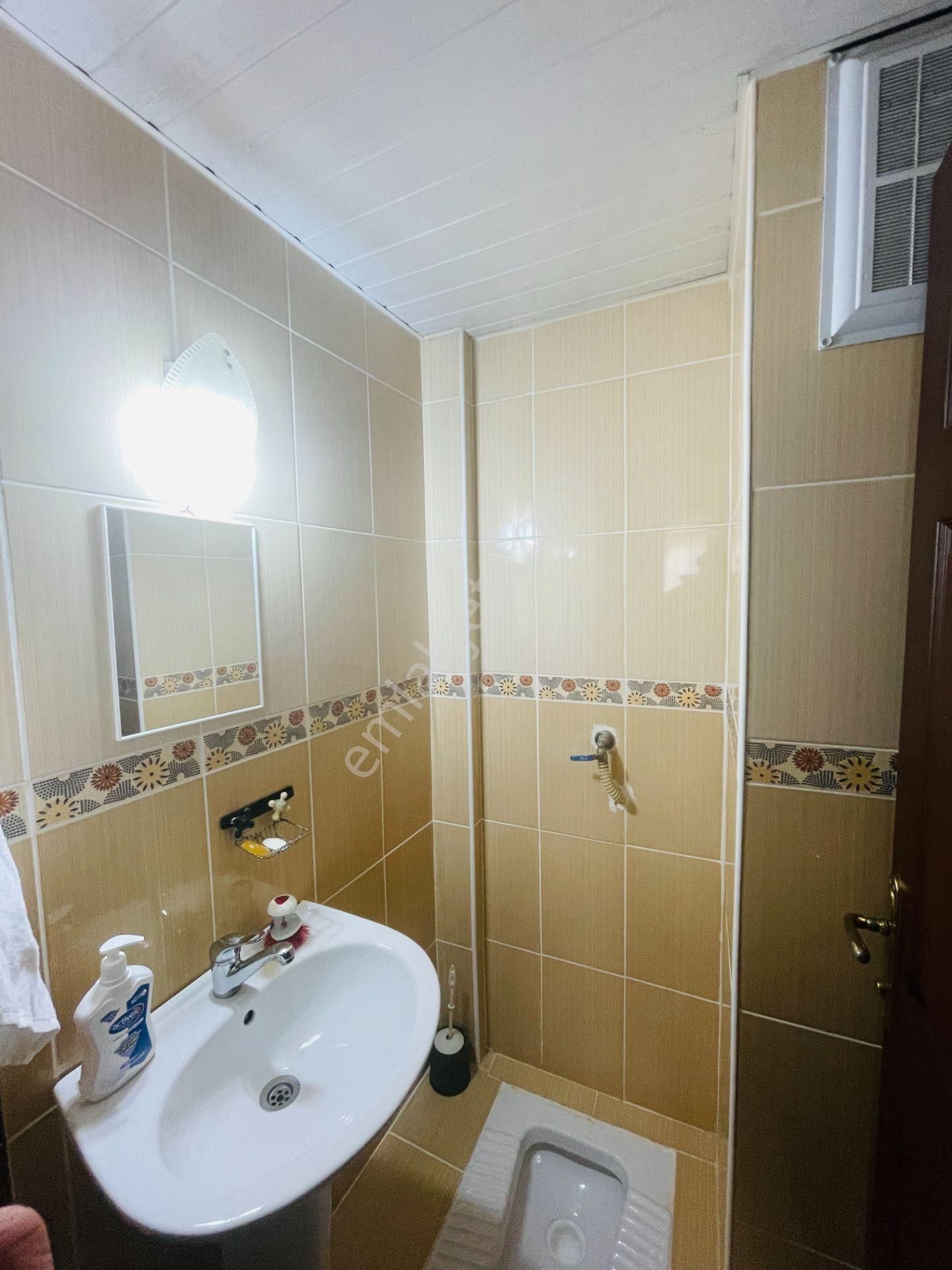 Merkezi Konumda Katta Geniş 2+1 Satılık Daire - Görsel 13