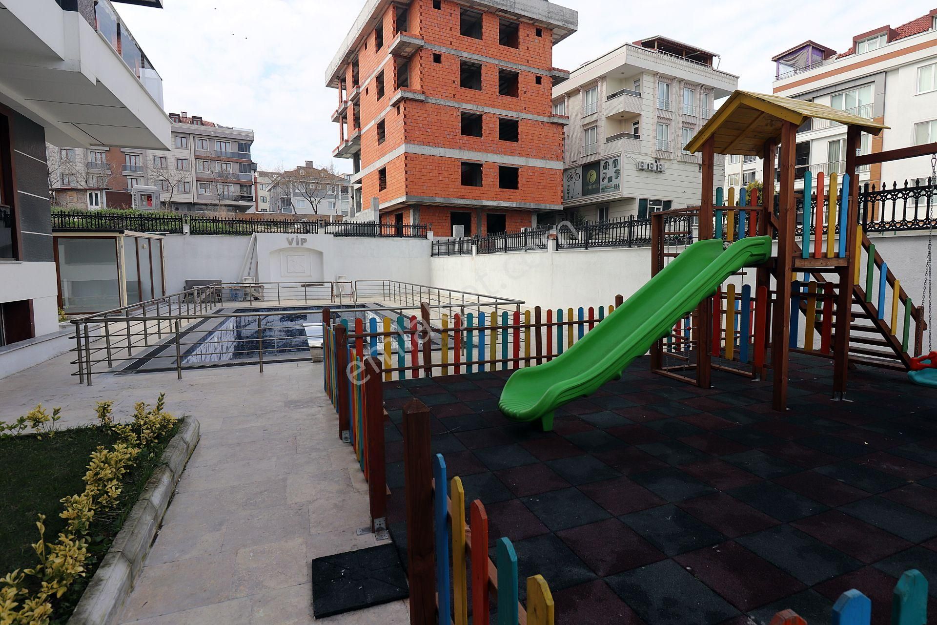 Beylikdüzü Kavaklıda Kiralık Daiire Site İçerisin De - Görsel 13