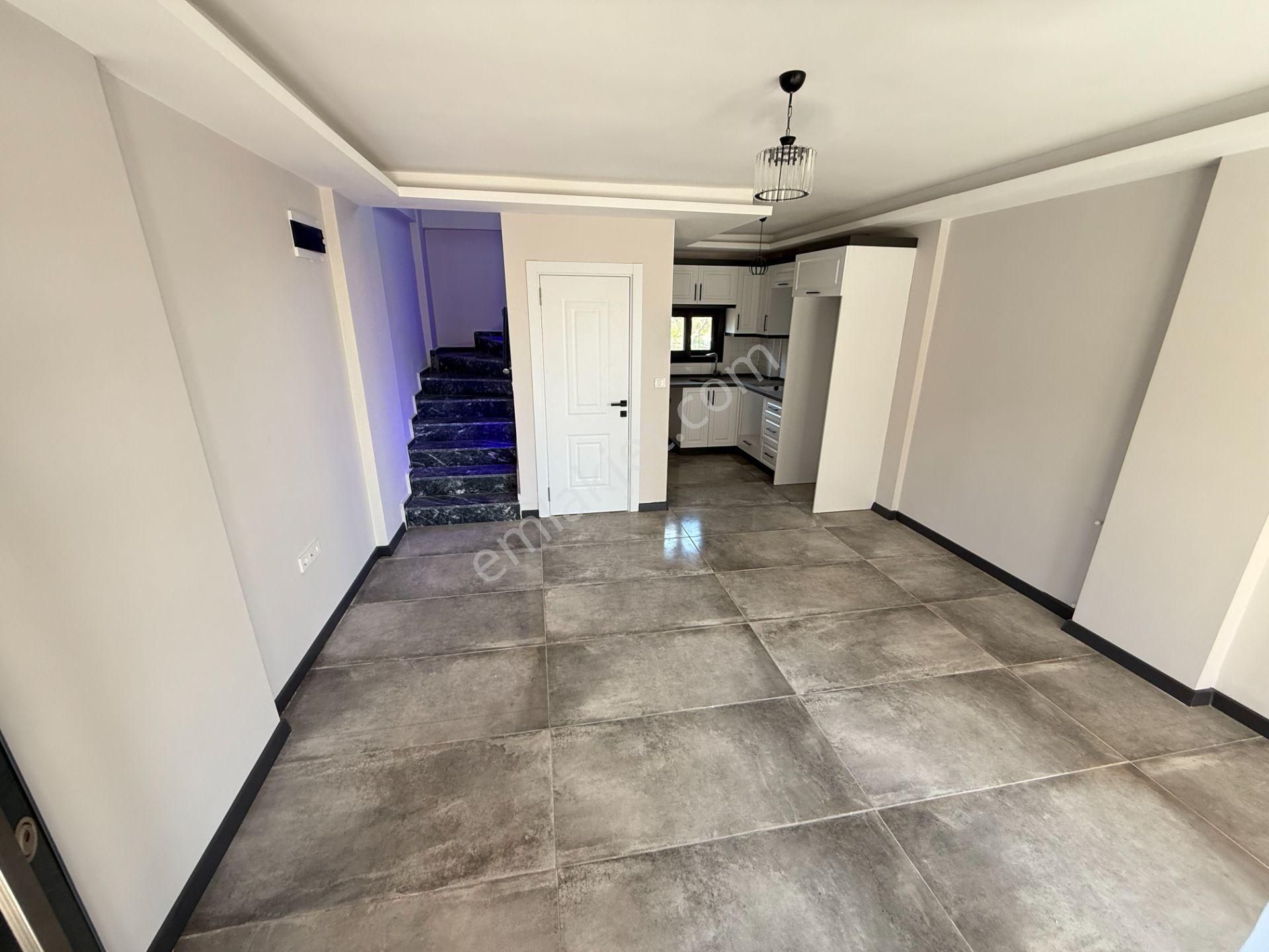 Seferihisar Doğanbey Merkezde Satılık 2 + 1 Sıfır Dubleks Yazlık - Görsel 9