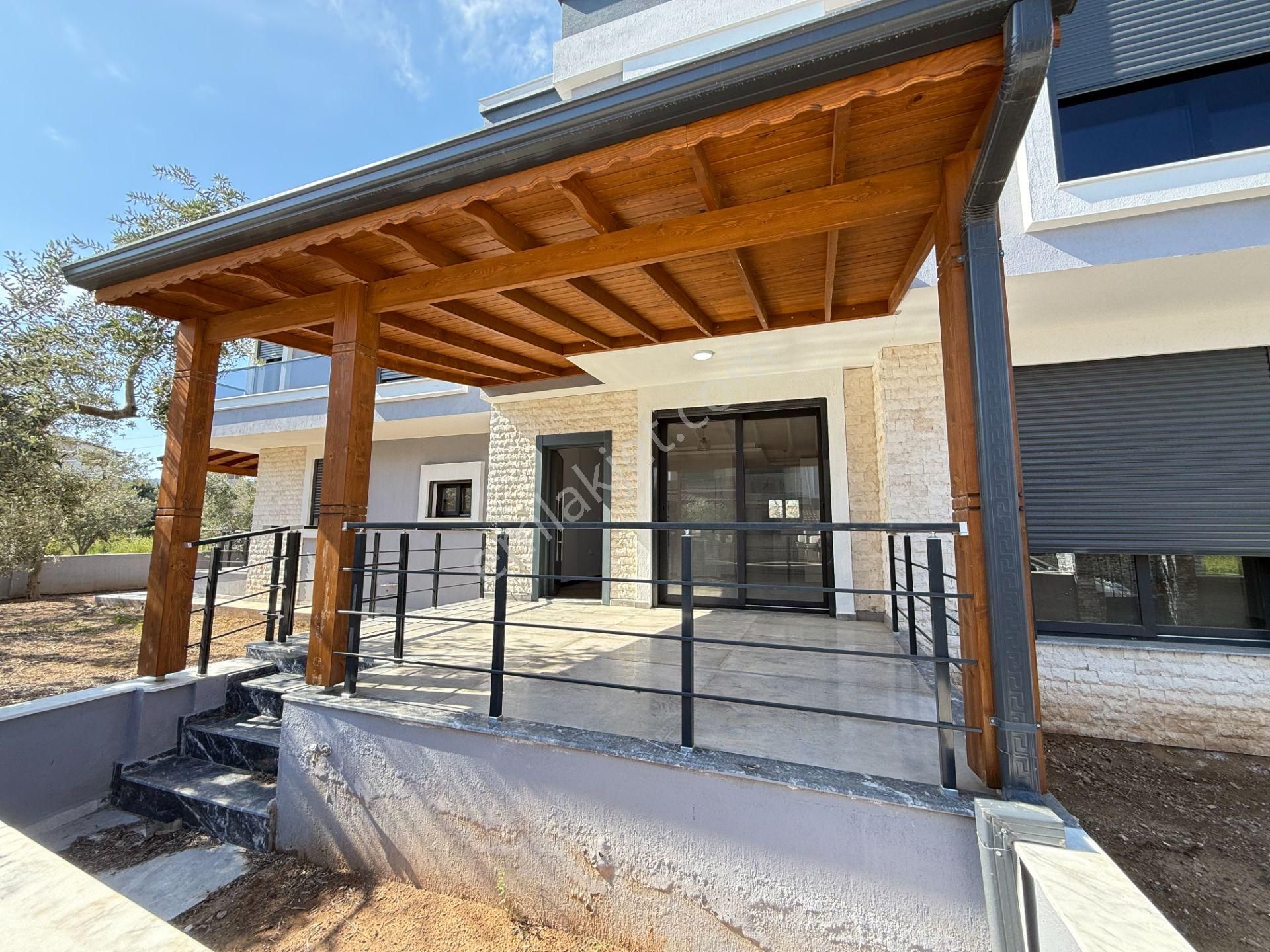 Seferihisar Doğanbey Merkezde Satılık 2 + 1 Sıfır Dubleks Yazlık - Görsel 6