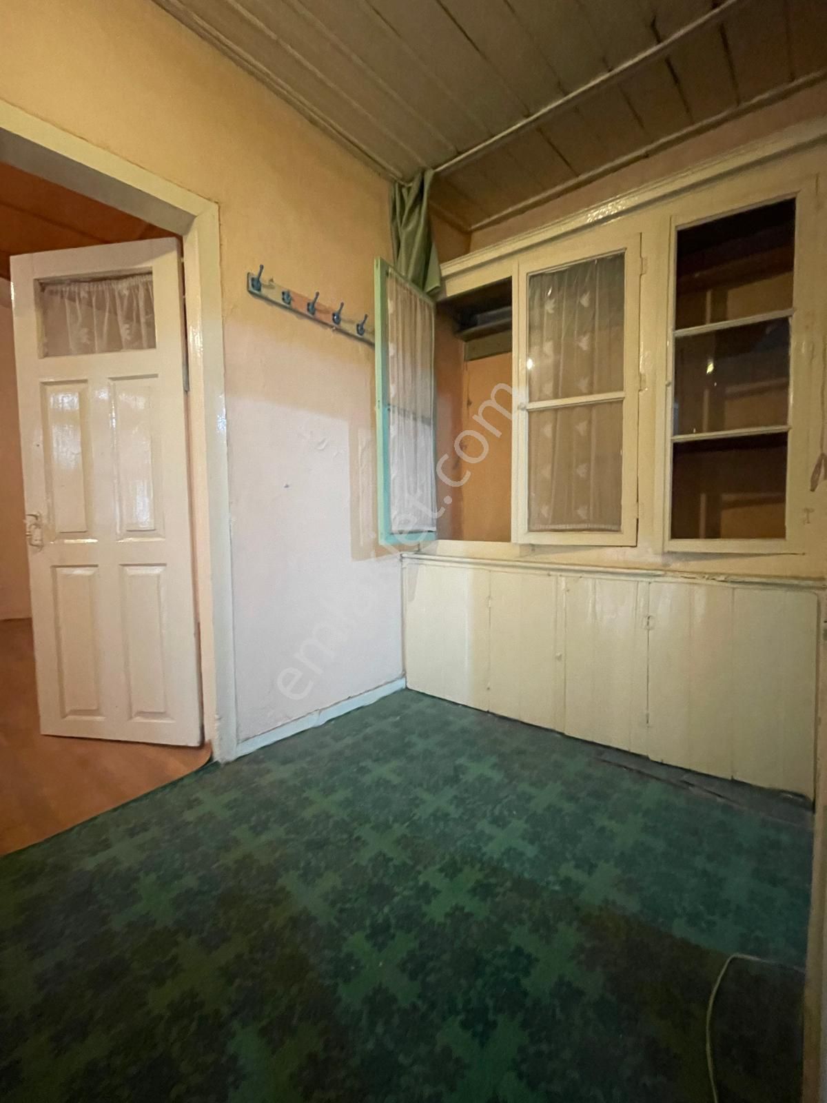 Premar Ayvada'dan Ayvalık Merkez'de 3+1 Avlulu 2 Katlı Taş Ev - Görsel 25