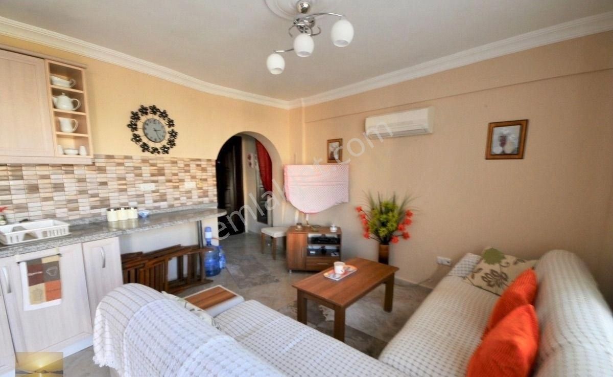 Özel Plajlı Sitede Bakımlı Lüks 2 Banyolu Daire Dekorlu Ön Blokta Acil - Görsel 21