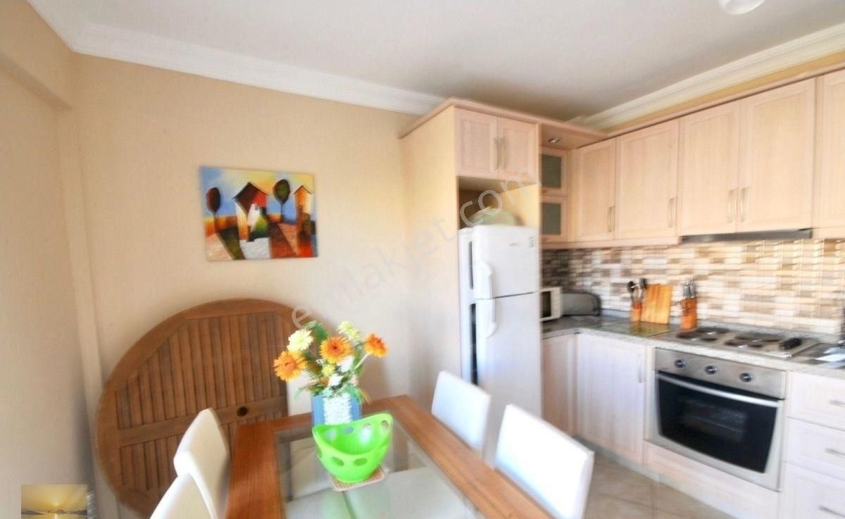 Özel Plajlı Sitede Bakımlı Lüks 2 Banyolu Daire Dekorlu Ön Blokta Acil - Görsel 11