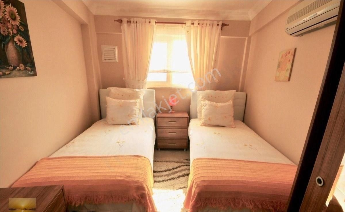 Özel Plajlı Sitede Bakımlı Lüks 2 Banyolu Daire Dekorlu Ön Blokta Acil - Görsel 4