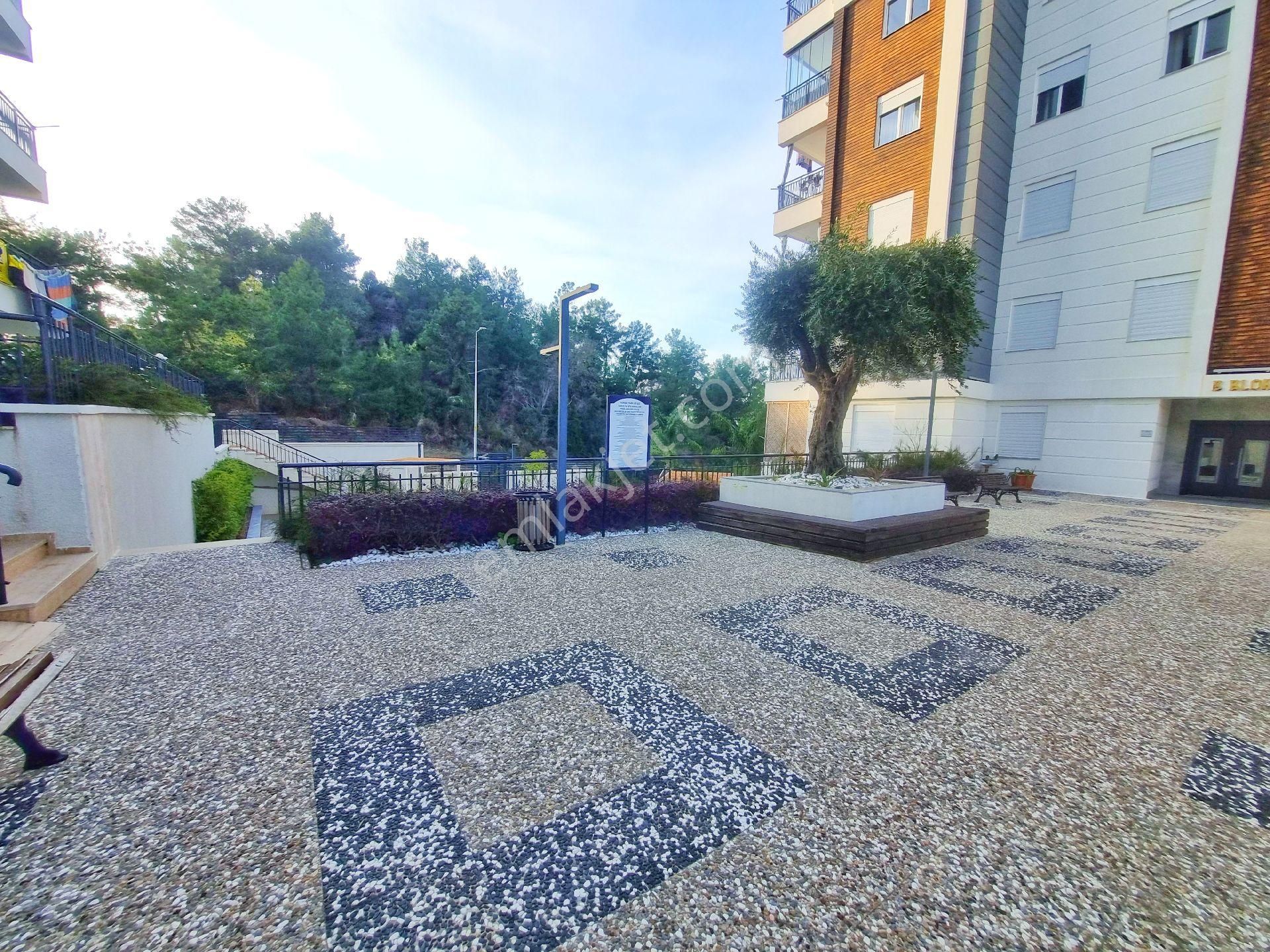 Manavgat Merkezinde Site İcerisinde Lüks Daire - Görsel 35