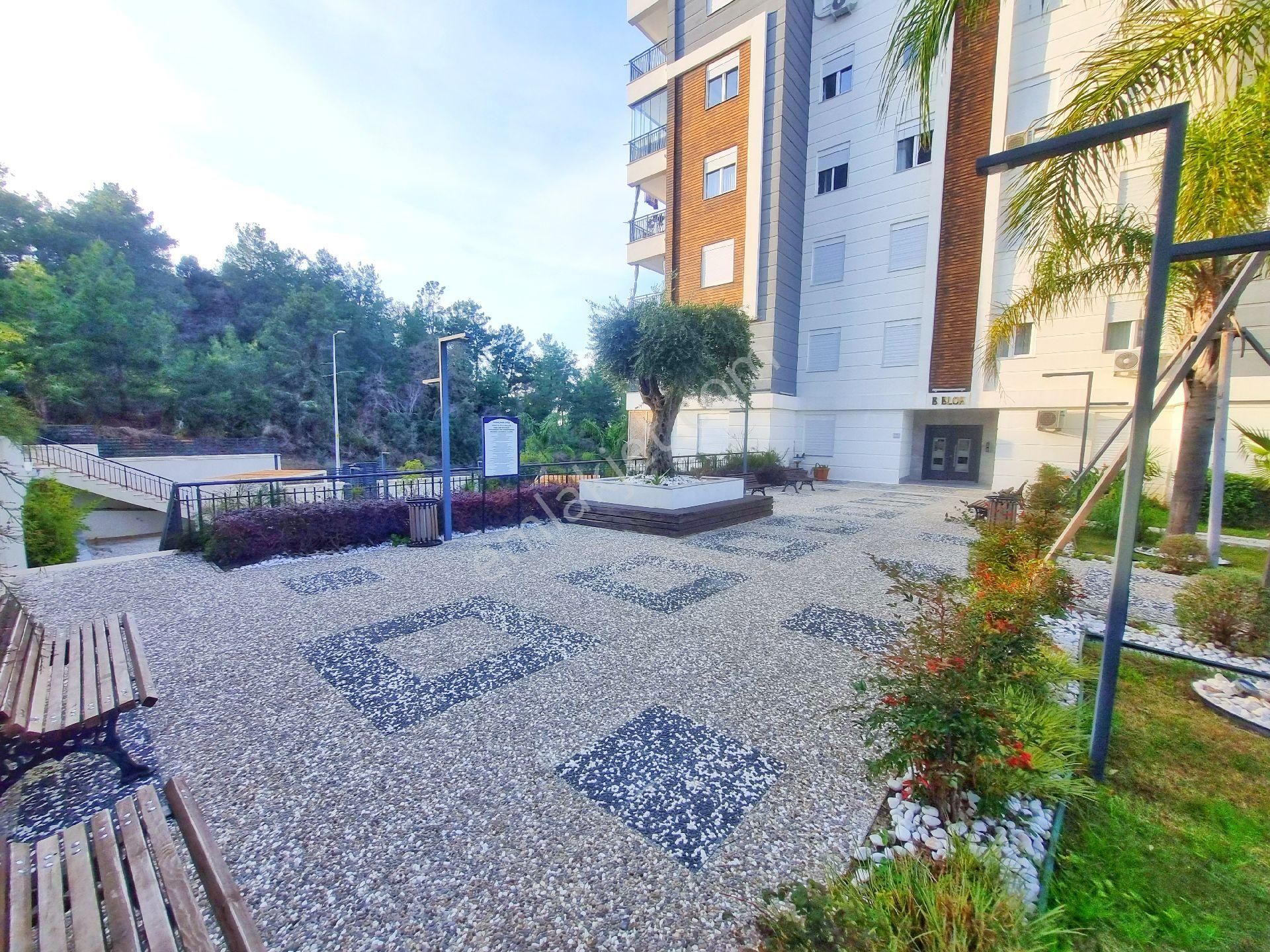 Manavgat Merkezinde Site İcerisinde Lüks Daire - Görsel 32