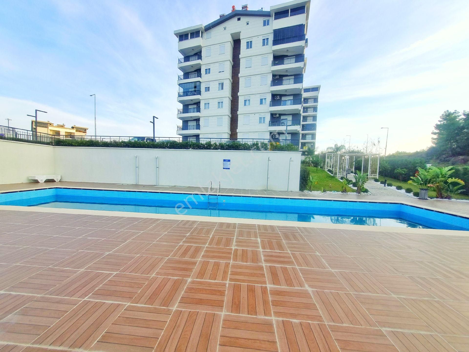 Manavgat Merkezinde Site İcerisinde Lüks Daire - Görsel 6