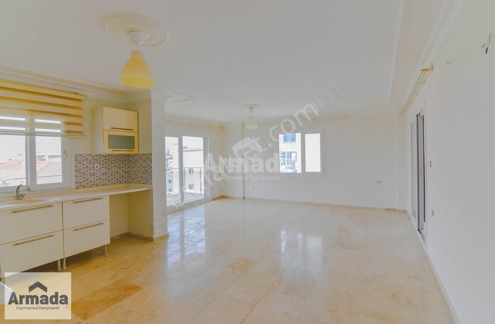 Kuşadası Hüseyin Uzman Sitesi'nde 4+1 Satılık Çatı Dublex - Görsel 4