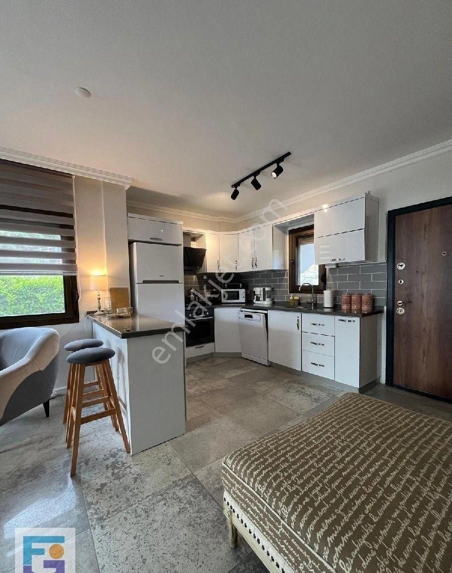 Gümüşlük De Satılık Eşyalı Bahçe Katı Daire. - Görsel 4