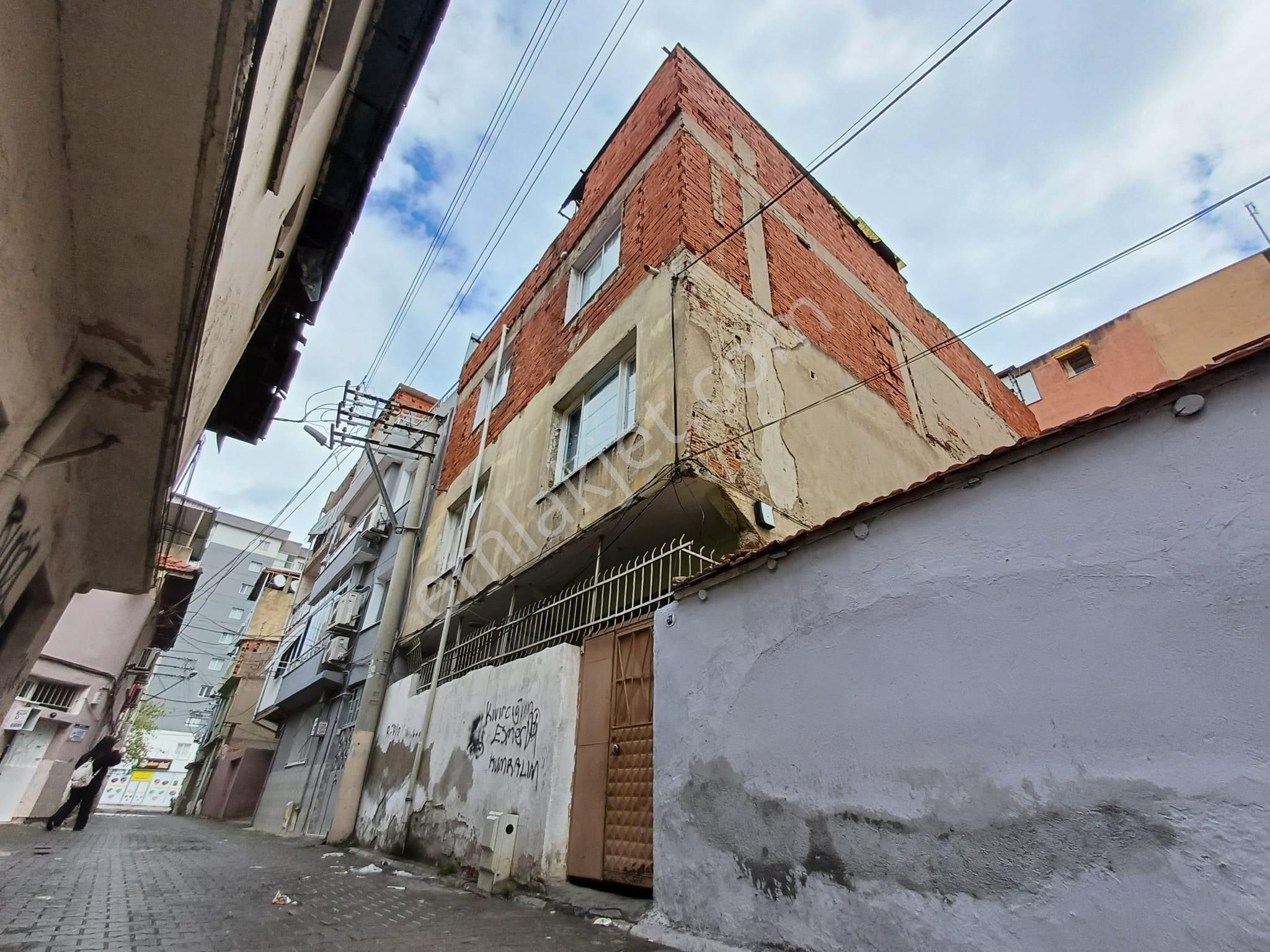 Çamdibi'nde Tek Tapu 3 Katlı Bina - Görsel 3