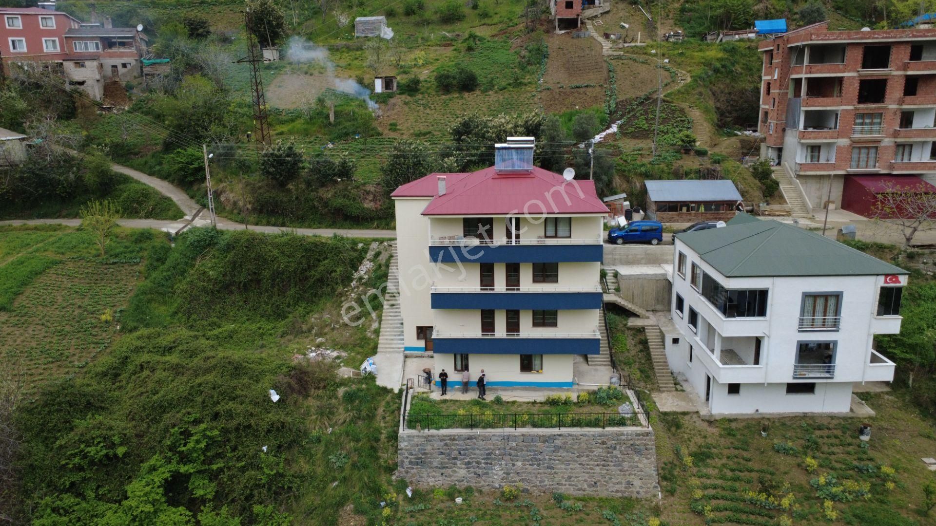 Akçaabat Da Komple Bina Ve 2 Tapulu Arsa Deniz Ve Doğa Manzaralı, Hem Bugün Hem Gelecek İçin Fırsat - Görsel 2