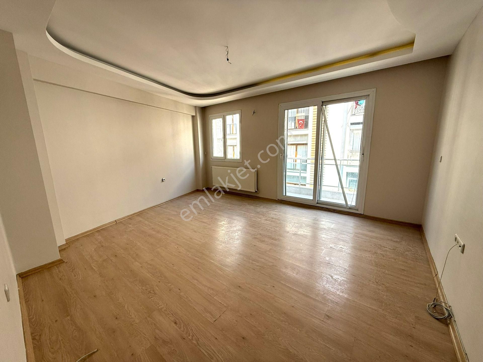 Şemikler Girişinde // 3+1 Arakat // 2 Wc // Limitsiz Emlak'tan - Görsel 3