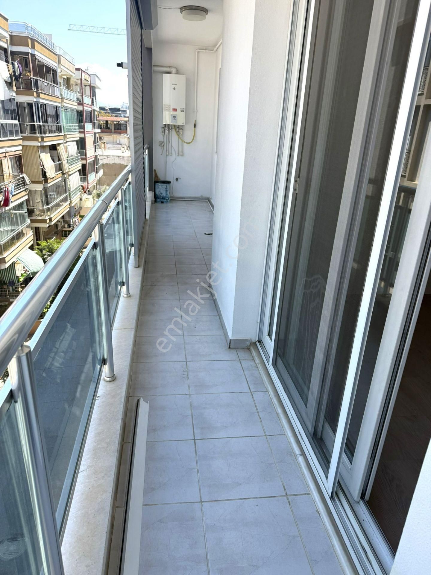 Şemikler Girişinde // 3+1 Arakat // 2 Wc // Limitsiz Emlak'tan - Görsel 6