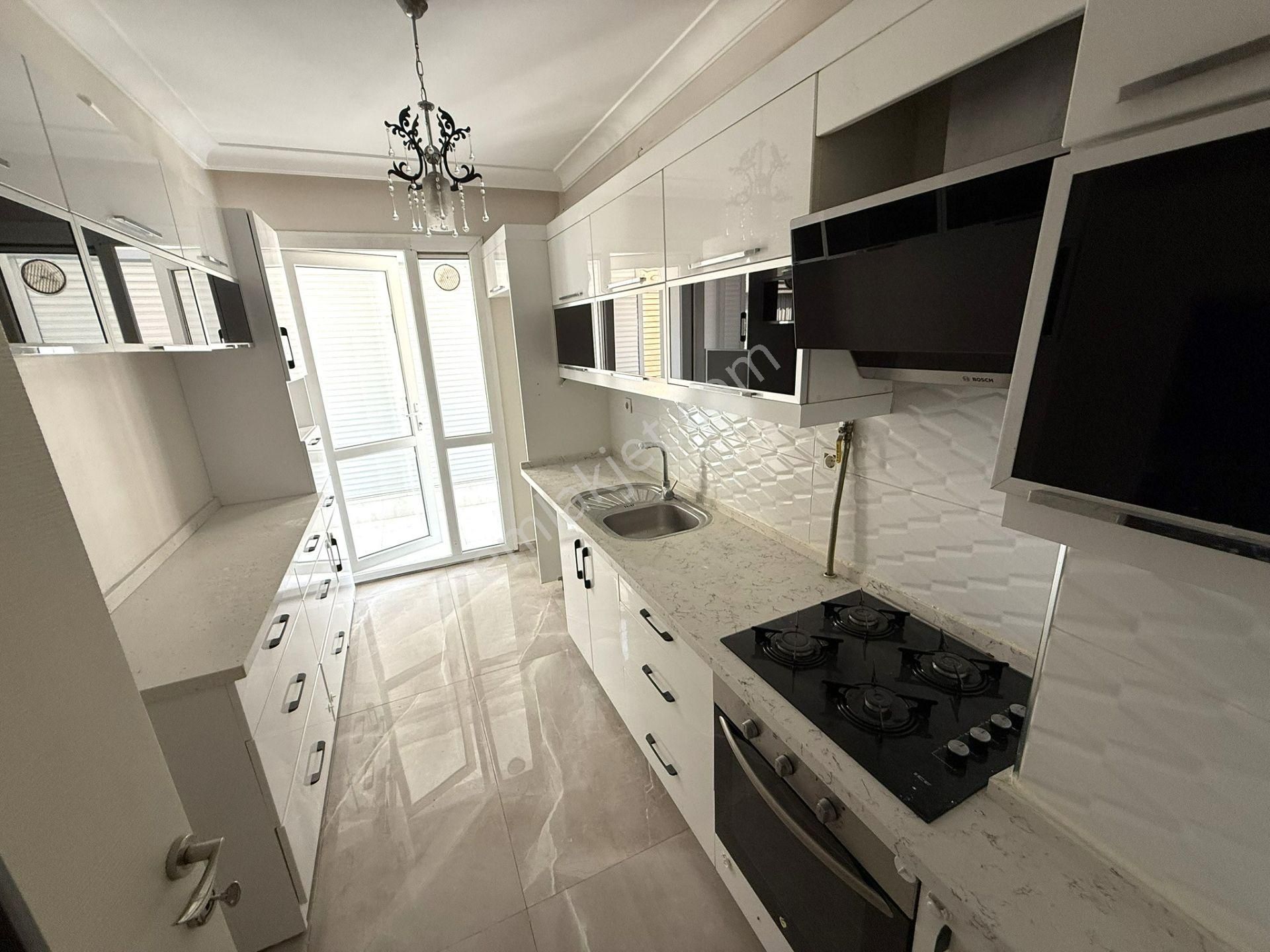 Şemikler Girişinde // 3+1 Arakat // 2 Wc // Limitsiz Emlak'tan - Görsel 10