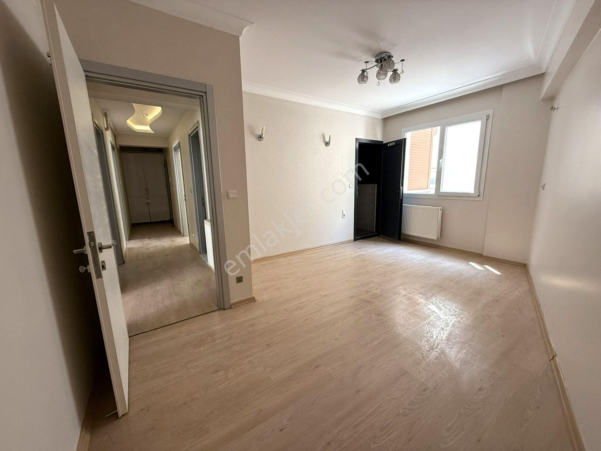 Şemikler Girişinde // 3+1 Arakat // 2 Wc // Limitsiz Emlak'tan - Görsel 19