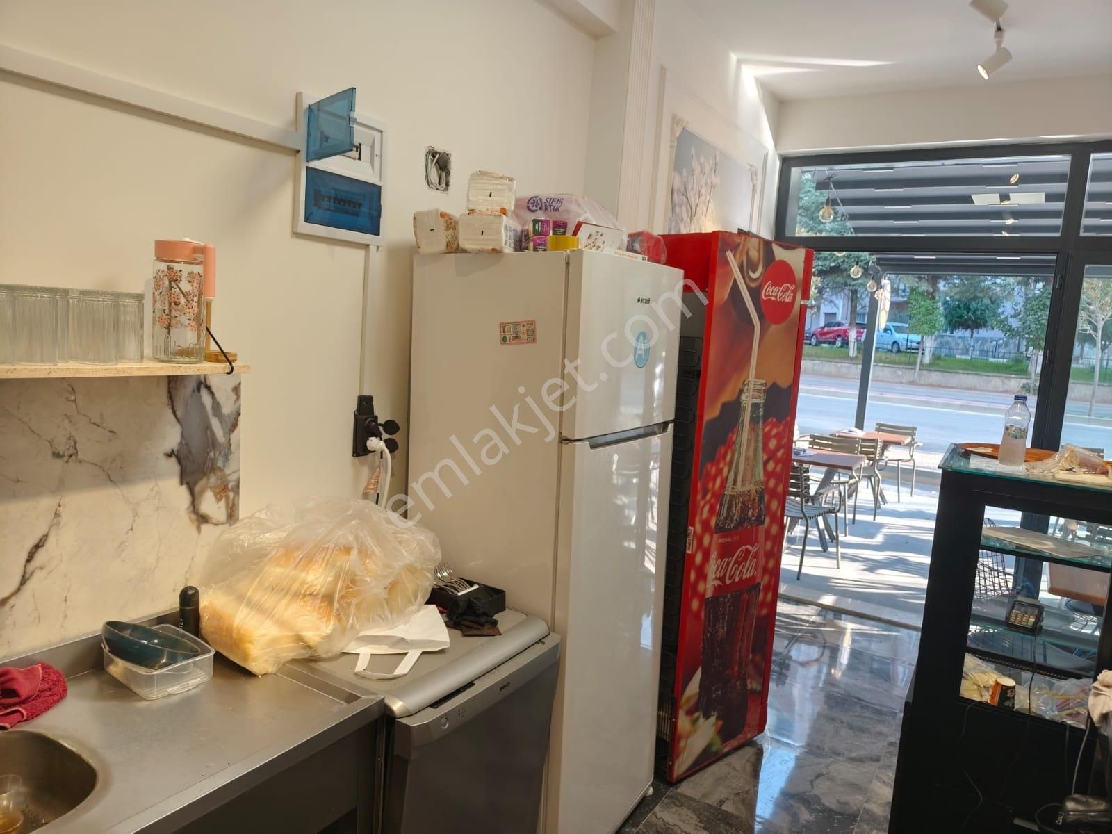 Ataevler Nilüfer Hatun Caddesi Üzerinde Kiralık Dükkan - Görsel 22