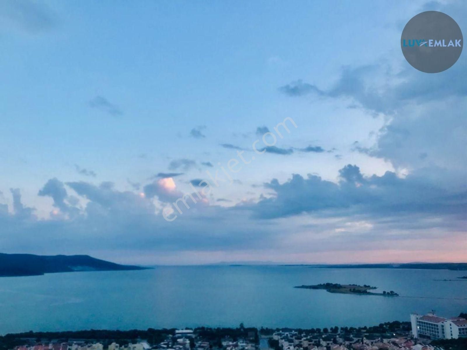 Didim Akbük'te Havuzlu Sitede Panoramik Deniz Manzaralı Satılık 2+1 Dubleks - Görsel 6