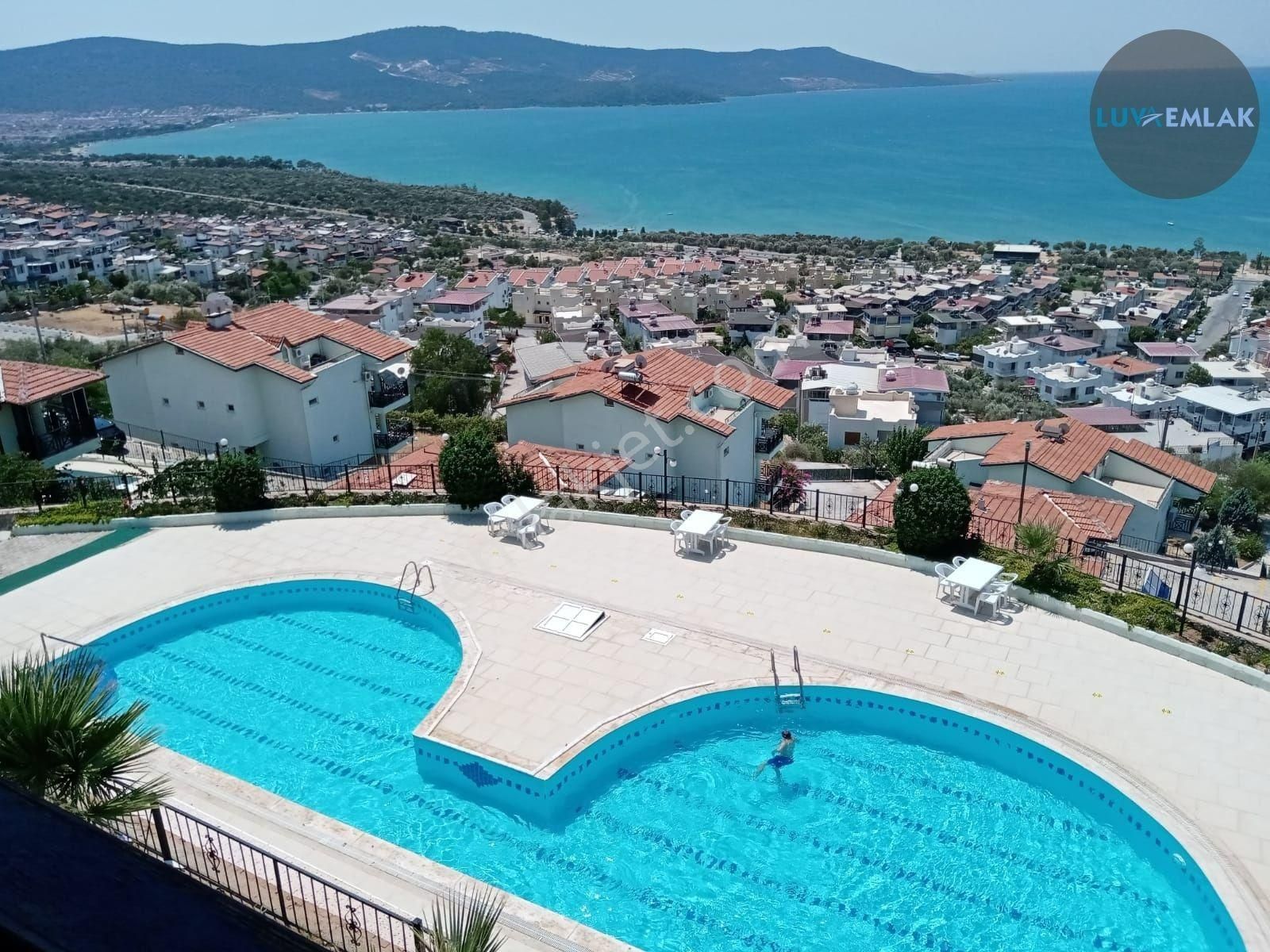 Didim Akbük'te Havuzlu Sitede Panoramik Deniz Manzaralı Satılık 2+1 Dubleks - Görsel 3