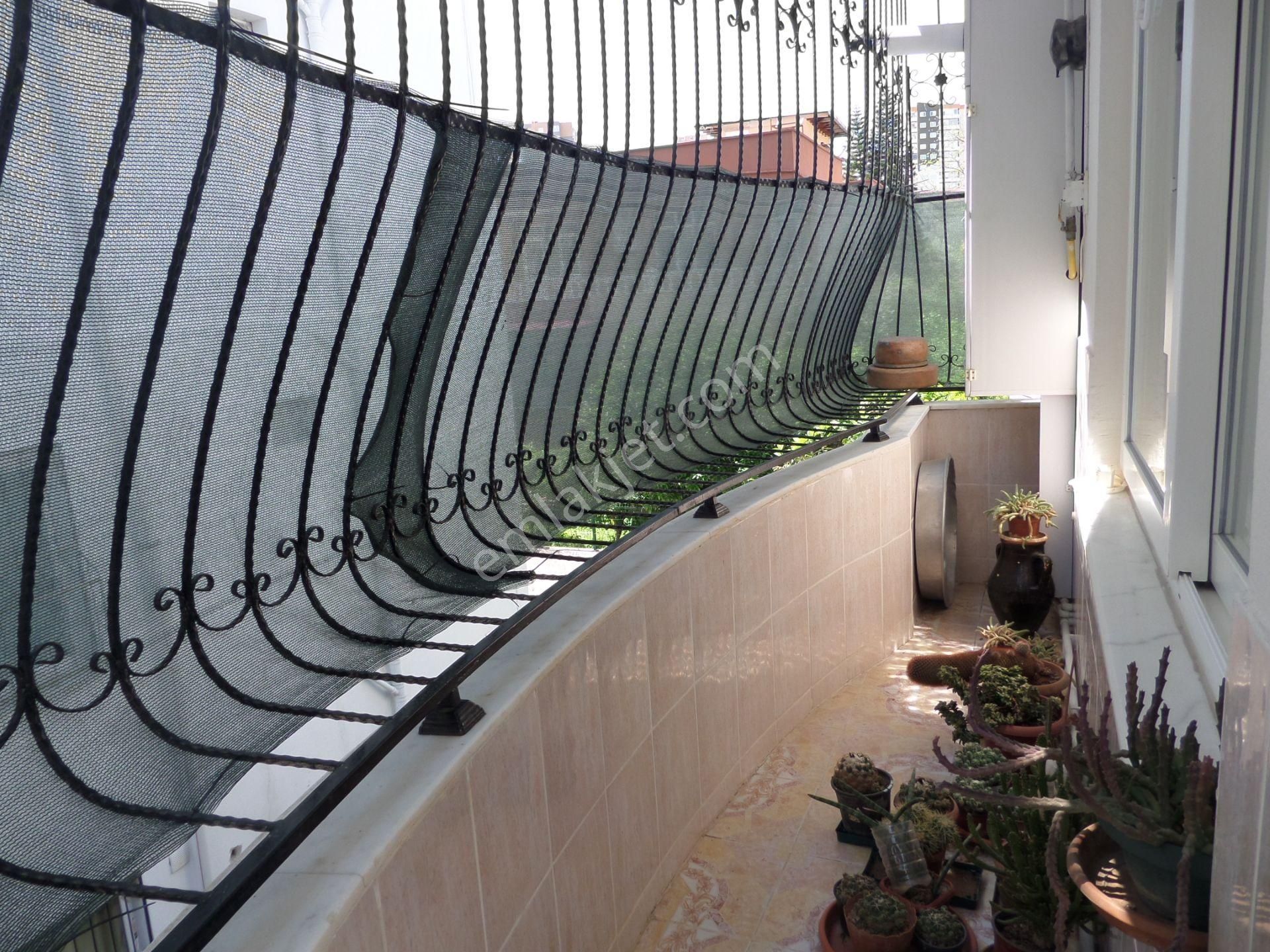 100.yılda,4+1,kapalı Mut.3 Katlı,450 M2 Arsalı Satılık Müstakil - Görsel 3