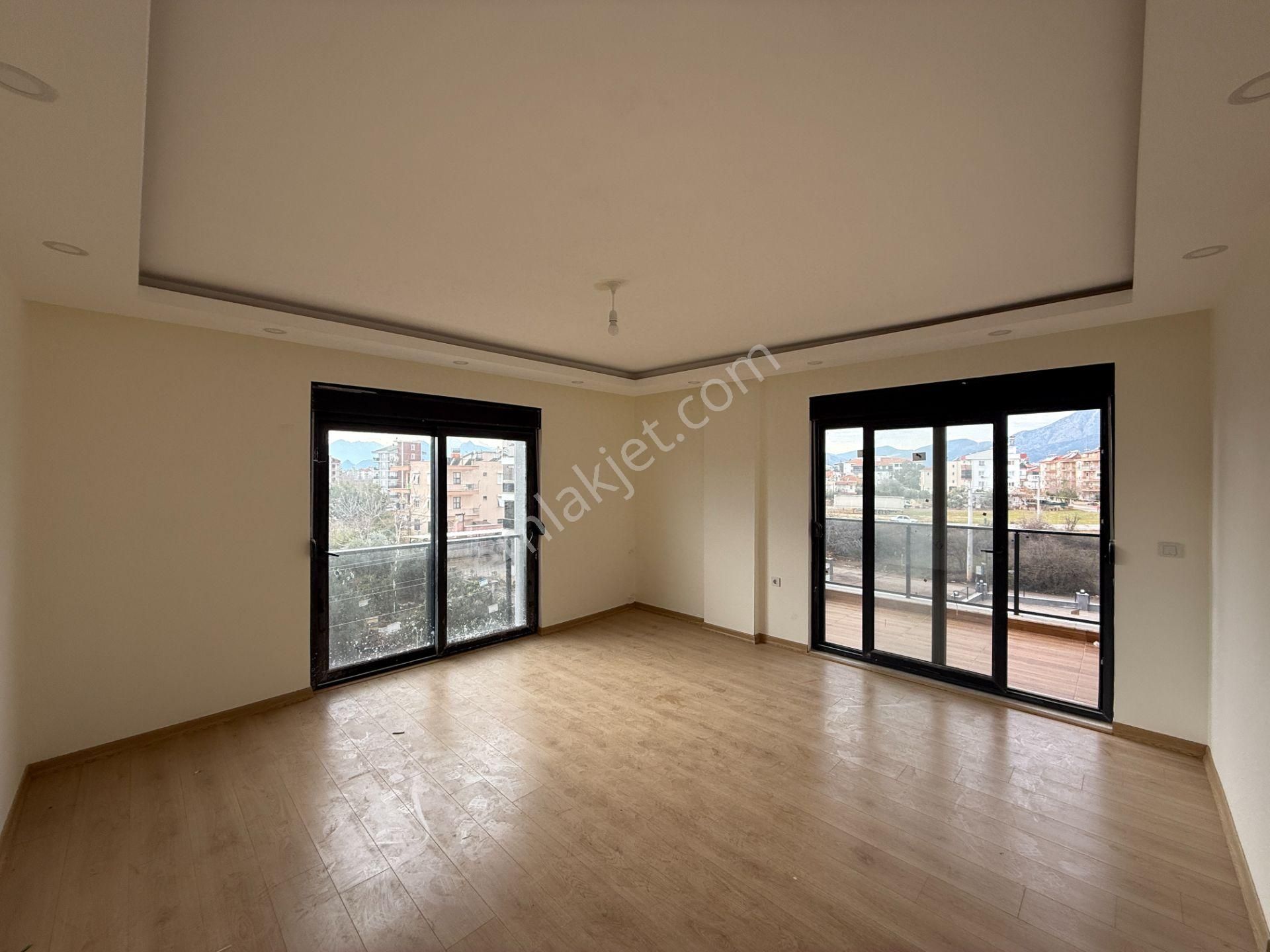 Döşemealtı 'nda Site İçerisinde 2+1daire Sıfır Daire - Görsel 2