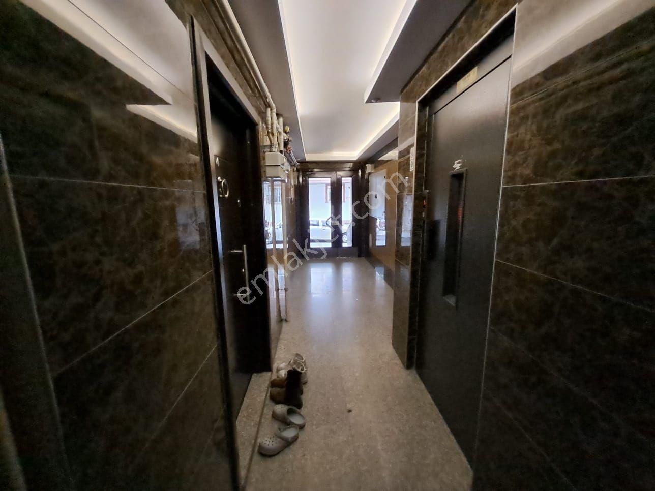 Kagıthane Çeliktepe Mah.2+1 Merkeze 10.dk Krediye Uygun Satılık Bahçe Katı - Görsel 2