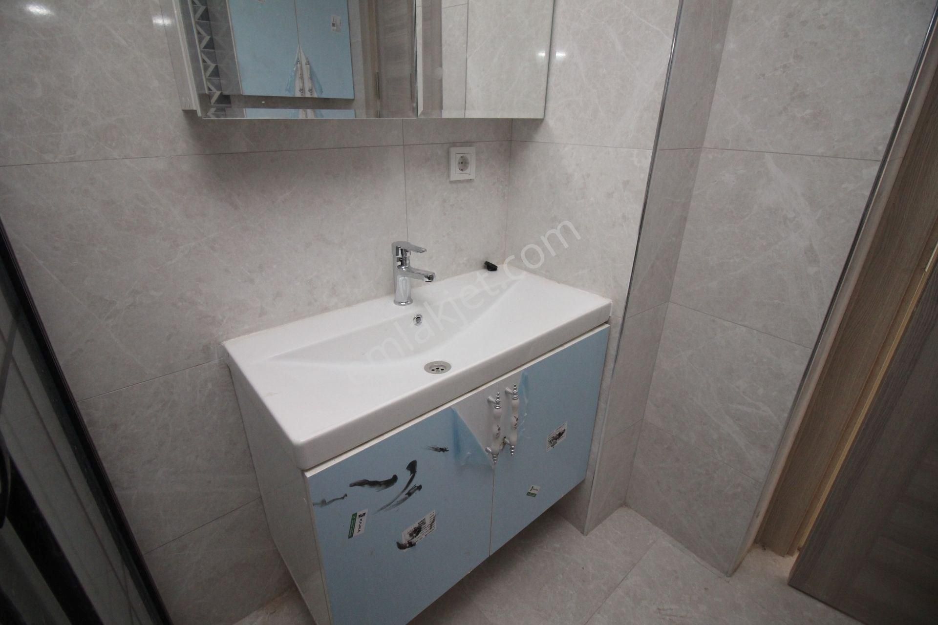 Üçkuyular'da Arakat, Asansörlü, Doğalgazlı, Sıfır 3+1 - Görsel 33