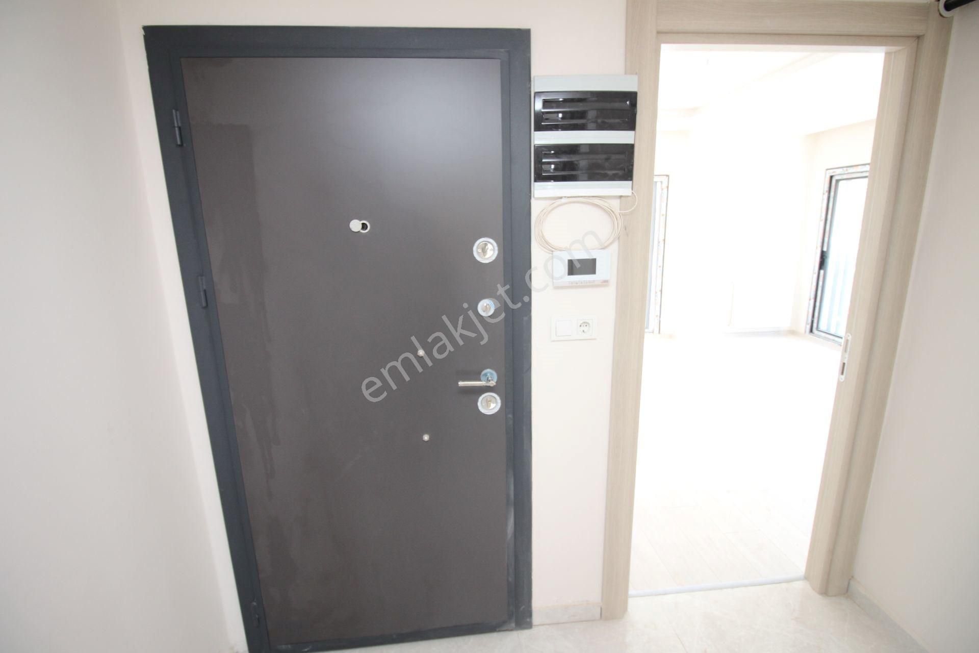 Üçkuyular'da Arakat, Asansörlü, Doğalgazlı, Sıfır 3+1 - Görsel 30