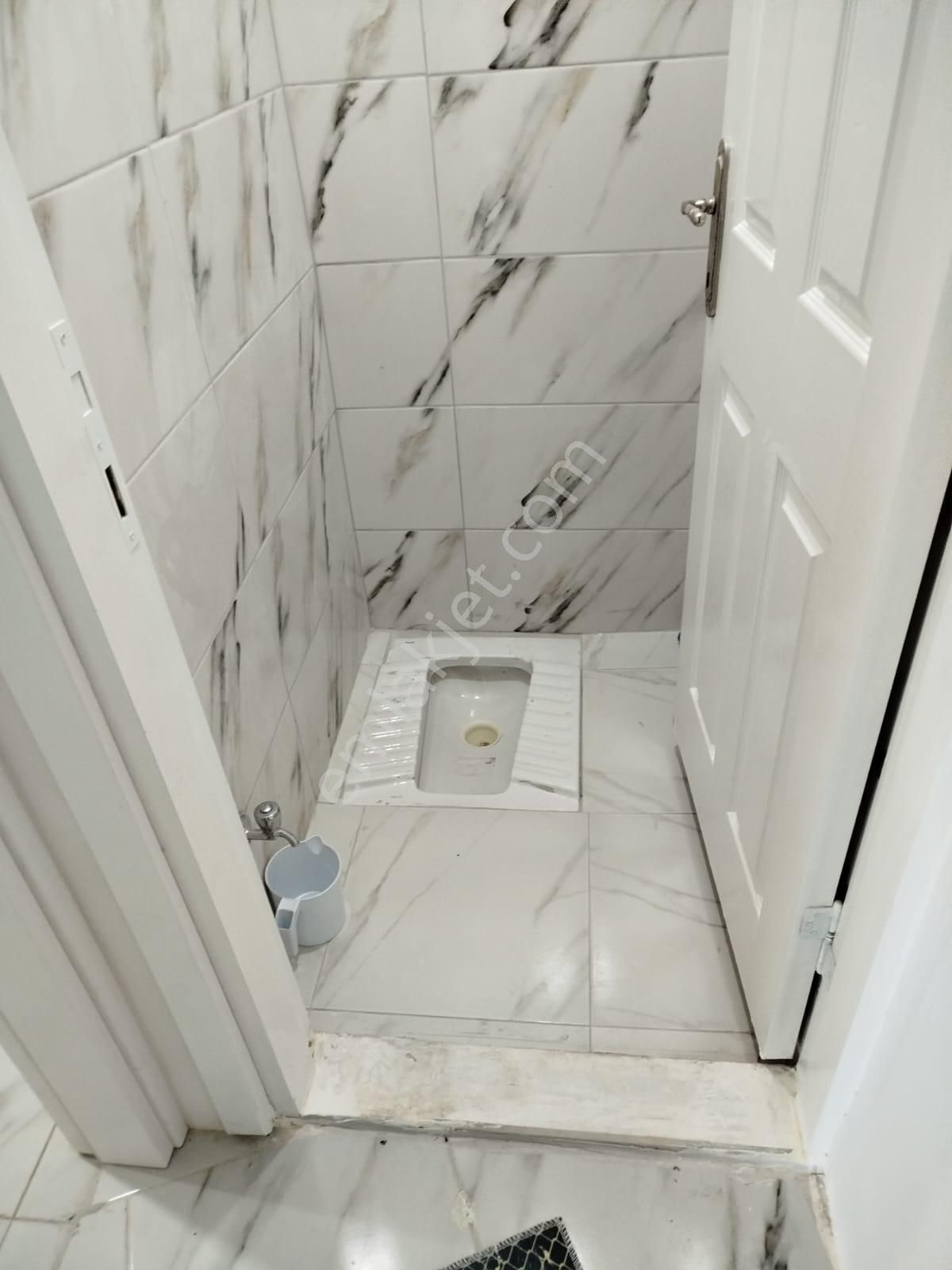 Akşenden Fatih Yayla Caddesinde Daire Fiyatına Kelepir Satılık Bina - Görsel 6