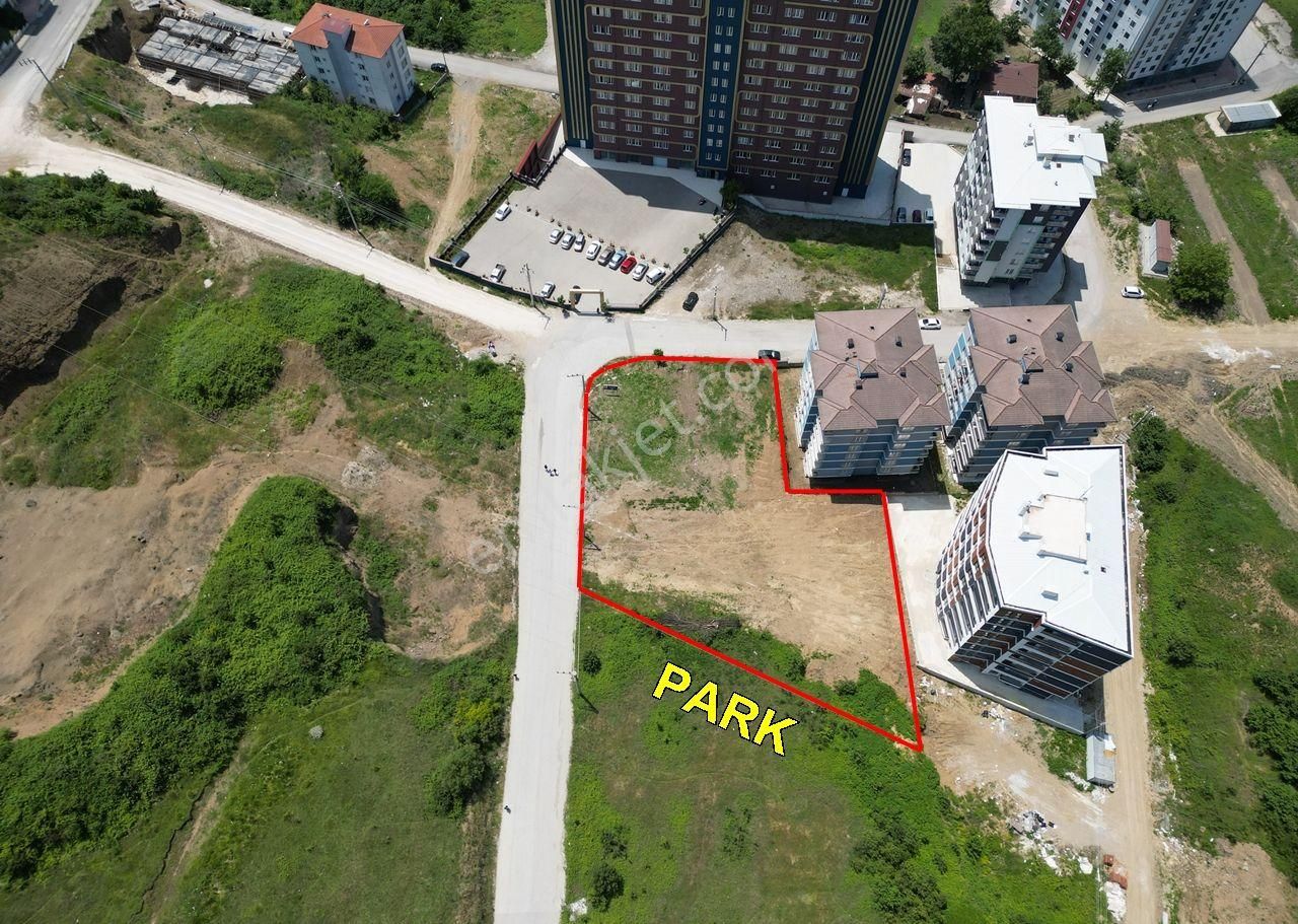 Konuralp Üniversite Yerleşkesi'nde 1749 M2 Satılık Arsa - Görsel 2