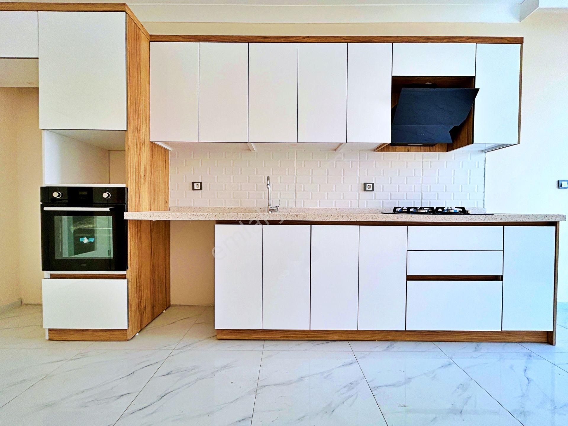 🏘️❇️gültaş Emlaktan Altınkumda Lüks Tasarımlı Geniş 2+1 Satılık Daire