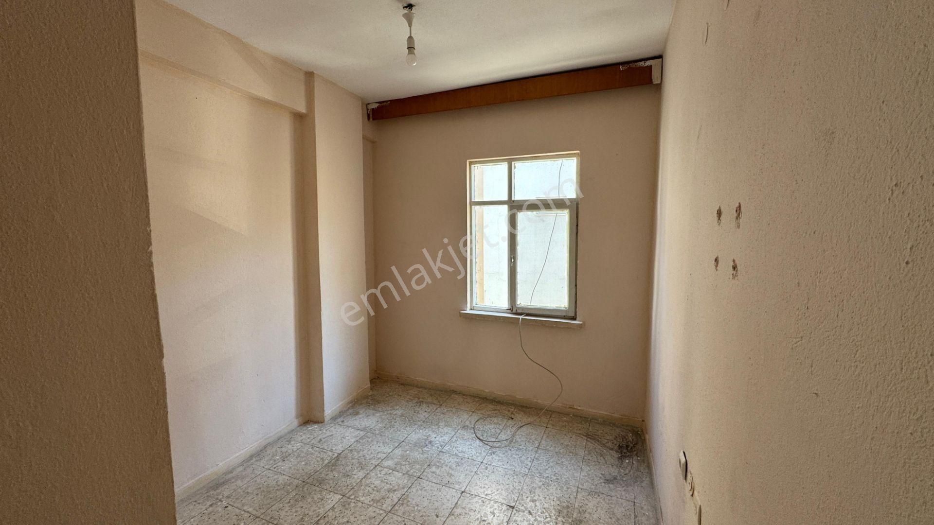 Erdemli Merkezde Kiralık 2+1 Daire - Görsel 10