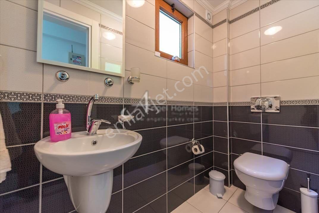 Hisarönü'nün En Güzel Lokasyonundan Satılık 4 Odalı Villa - Görsel 11