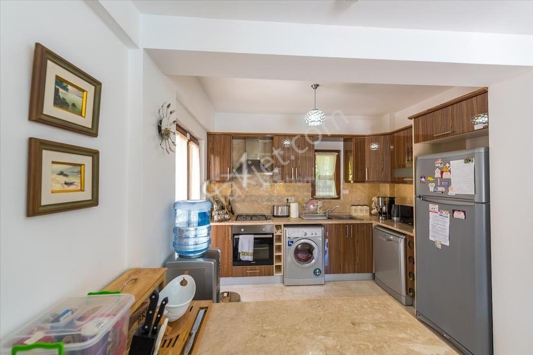 Hisarönü'nün En Güzel Lokasyonundan Satılık 4 Odalı Villa - Görsel 9