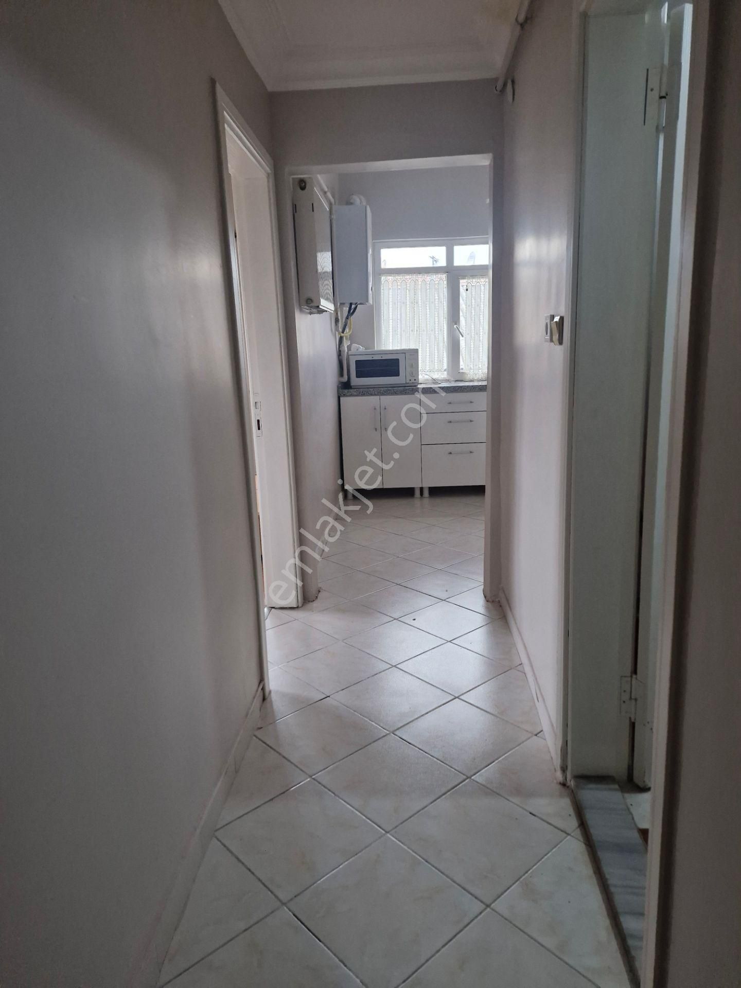 Akşenden Fatih Çapa Odabaşı Hacı Zihni 4.son Kat 2+1 Satılık Daire - Görsel 7