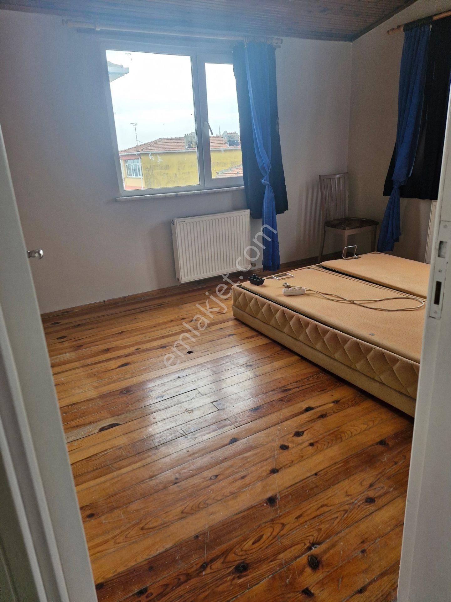 Akşenden Fatih Çapa Odabaşı Hacı Zihni 4.son Kat 2+1 Satılık Daire - Görsel 17