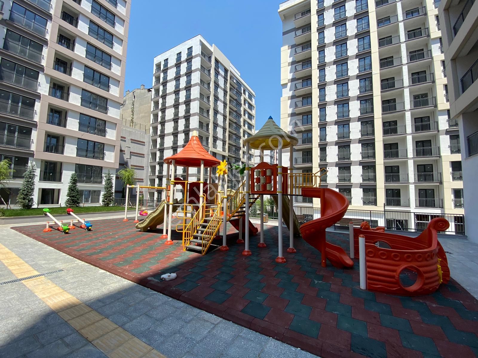 Bağlarbaşı Mah. 7/b Vadi Evleri 6.kısımda 3+1 Satılık 118m2 10.arakat Çift Balkonlu Site İçi Daire - Görsel 21