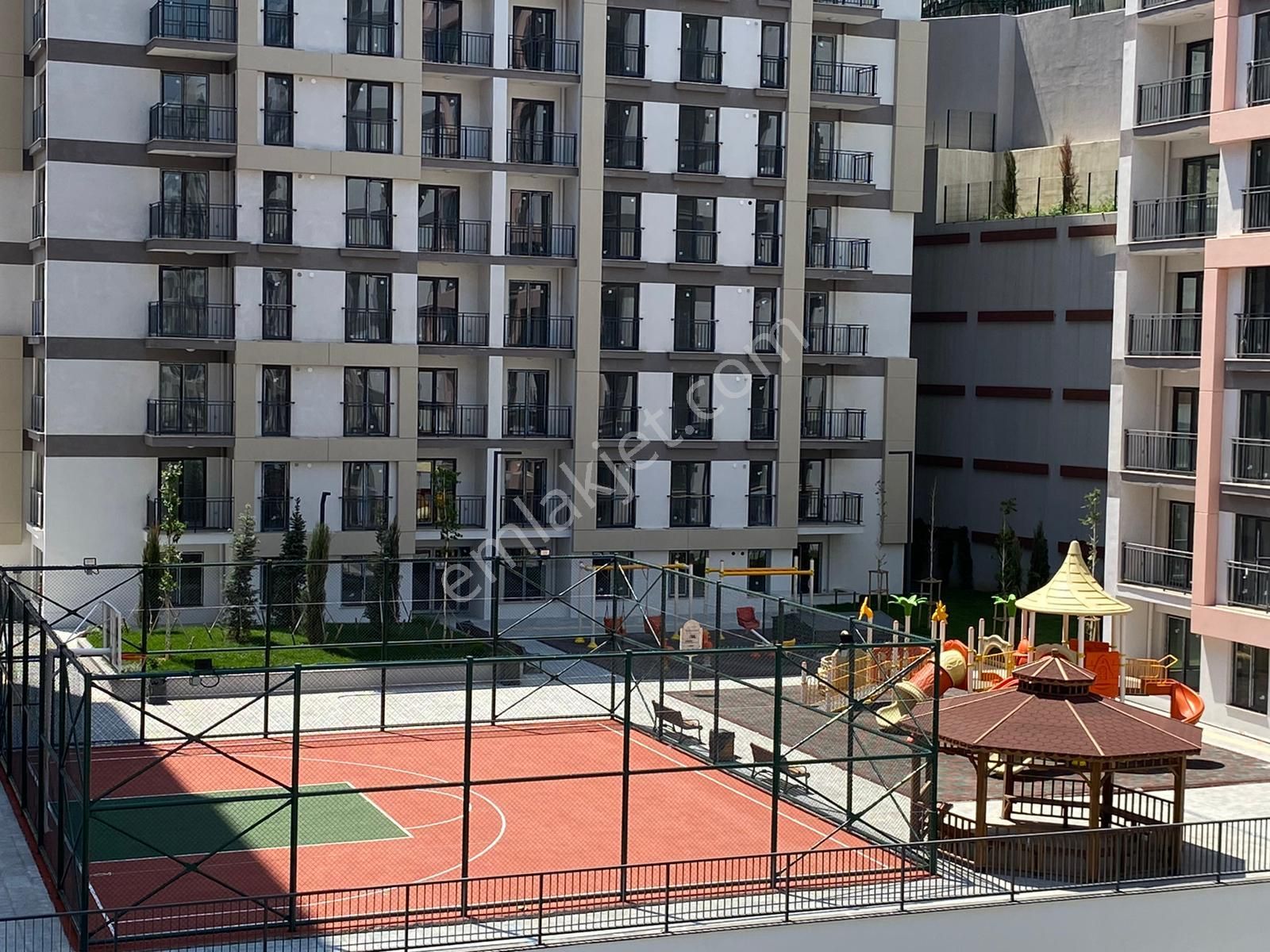 Bağlarbaşı Mah. 7/b Vadi Evleri 6.kısımda 3+1 Satılık 118m2 10.arakat Çift Balkonlu Site İçi Daire - Görsel 24