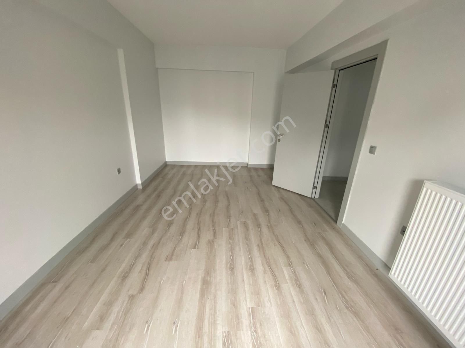 Bağlarbaşı Mah. 7/b Vadi Evleri 6.kısımda 3+1 Satılık 118m2 10.arakat Çift Balkonlu Site İçi Daire - Görsel 17