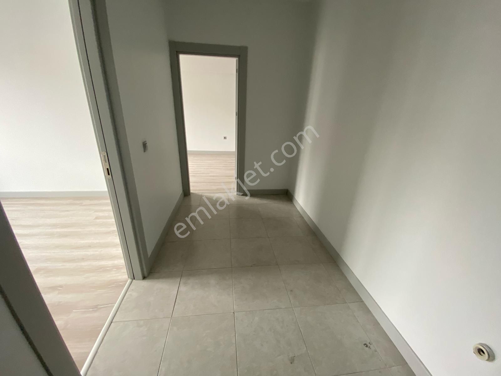 Bağlarbaşı Mah. 7/b Vadi Evleri 6.kısımda 3+1 Satılık 118m2 10.arakat Çift Balkonlu Site İçi Daire - Görsel 15