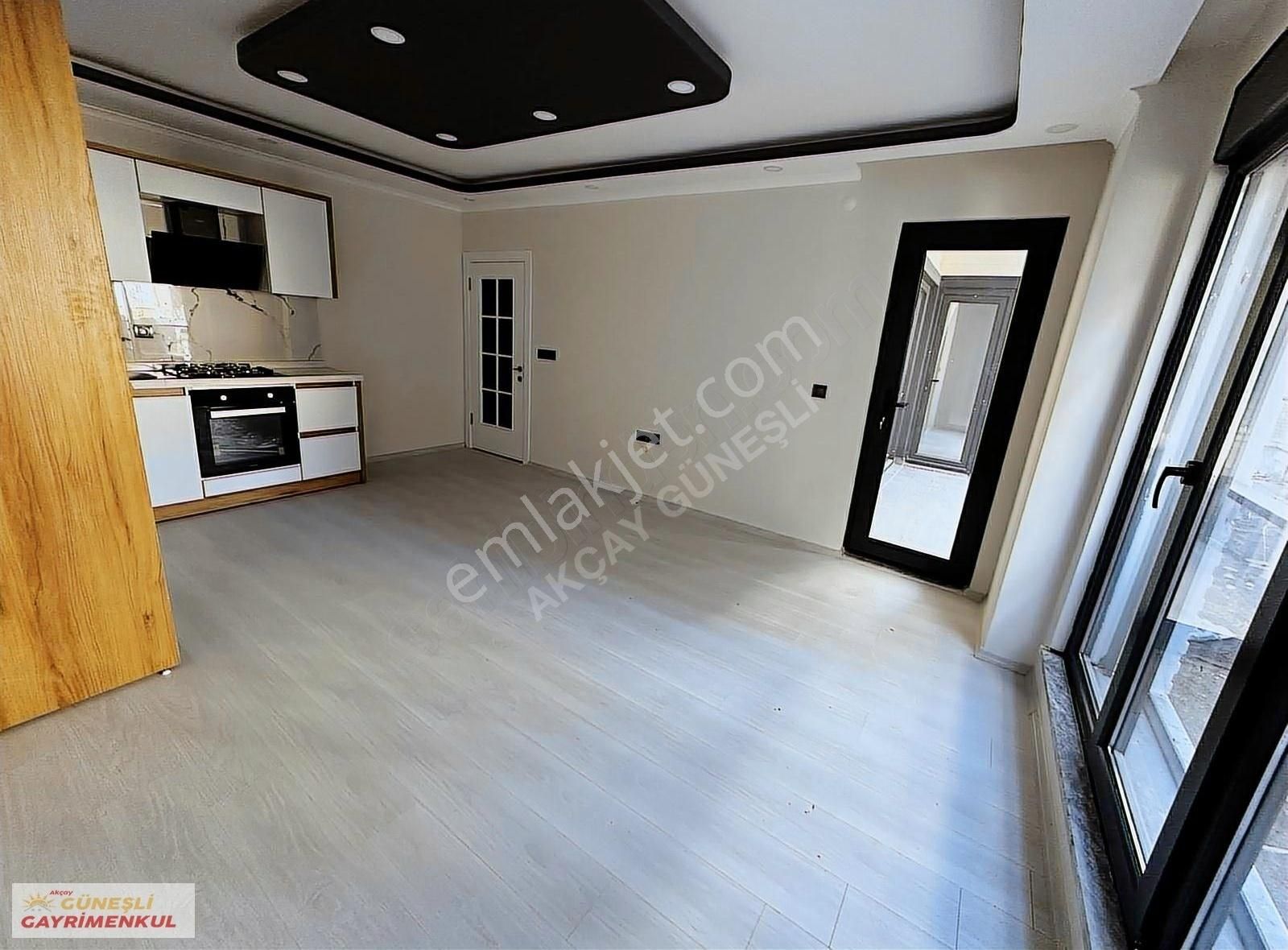 "güneşli'den" Akçay'da Şık Tasarım Doğalgaz&kombi 2+1 Daire