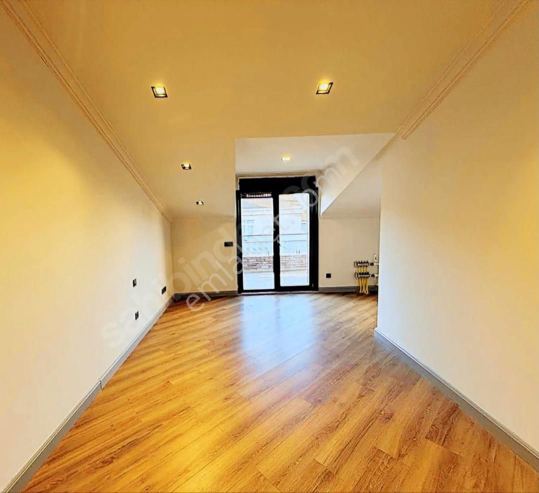 Azizoğlu Gayrimenkulden Üsküdar Salacakta Ultura Lüks Dublex 3+1 - Görsel 18