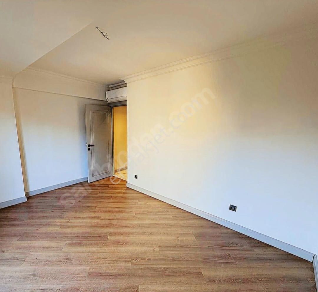 Azizoğlu Gayrimenkulden Üsküdar Salacakta Ultura Lüks Dublex 3+1 - Görsel 2