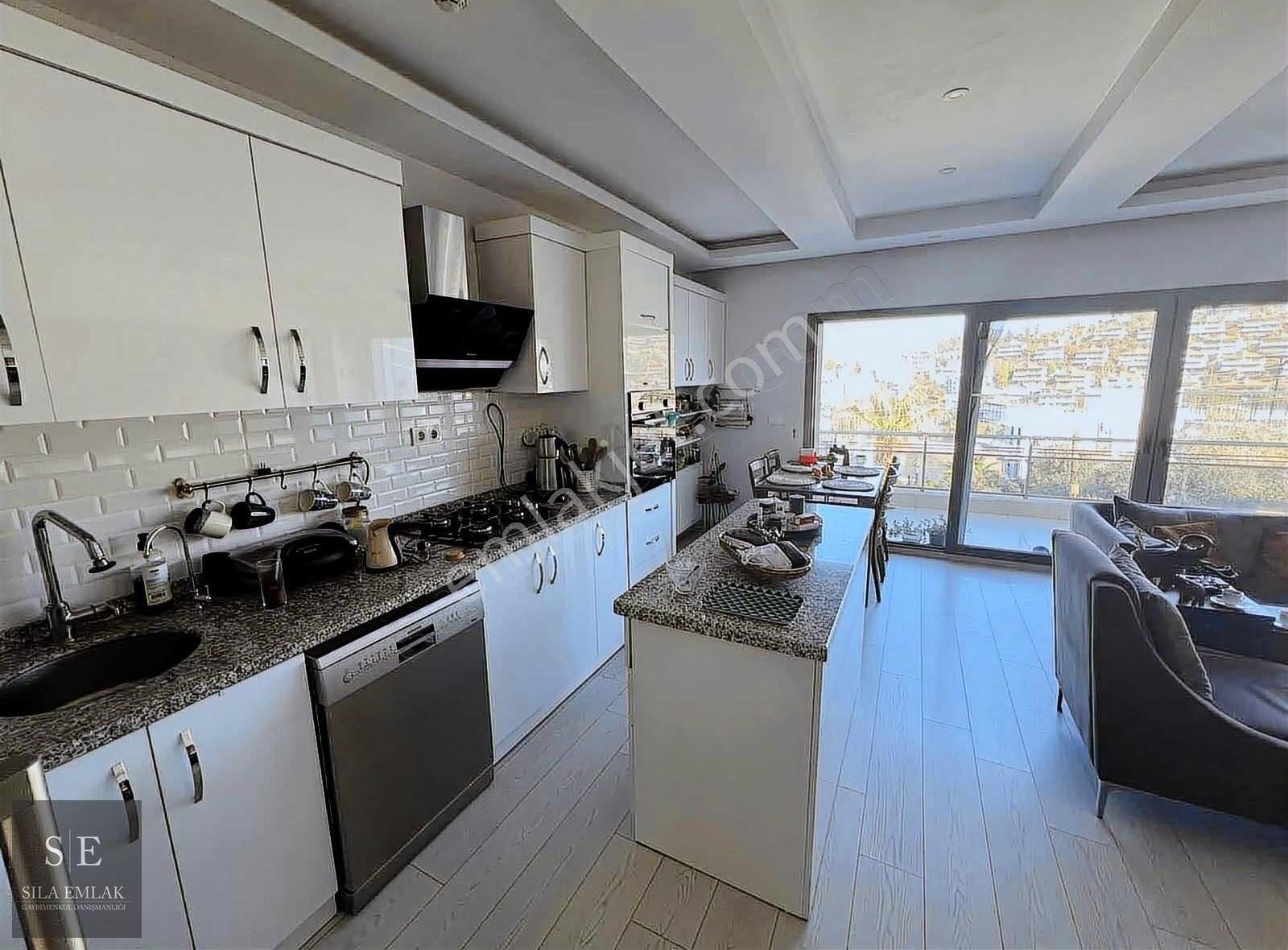 Sıla Emlak'tan Güllükte 4+1 Full Deniz Manzaralı Masrafsız Daire - Görsel 8