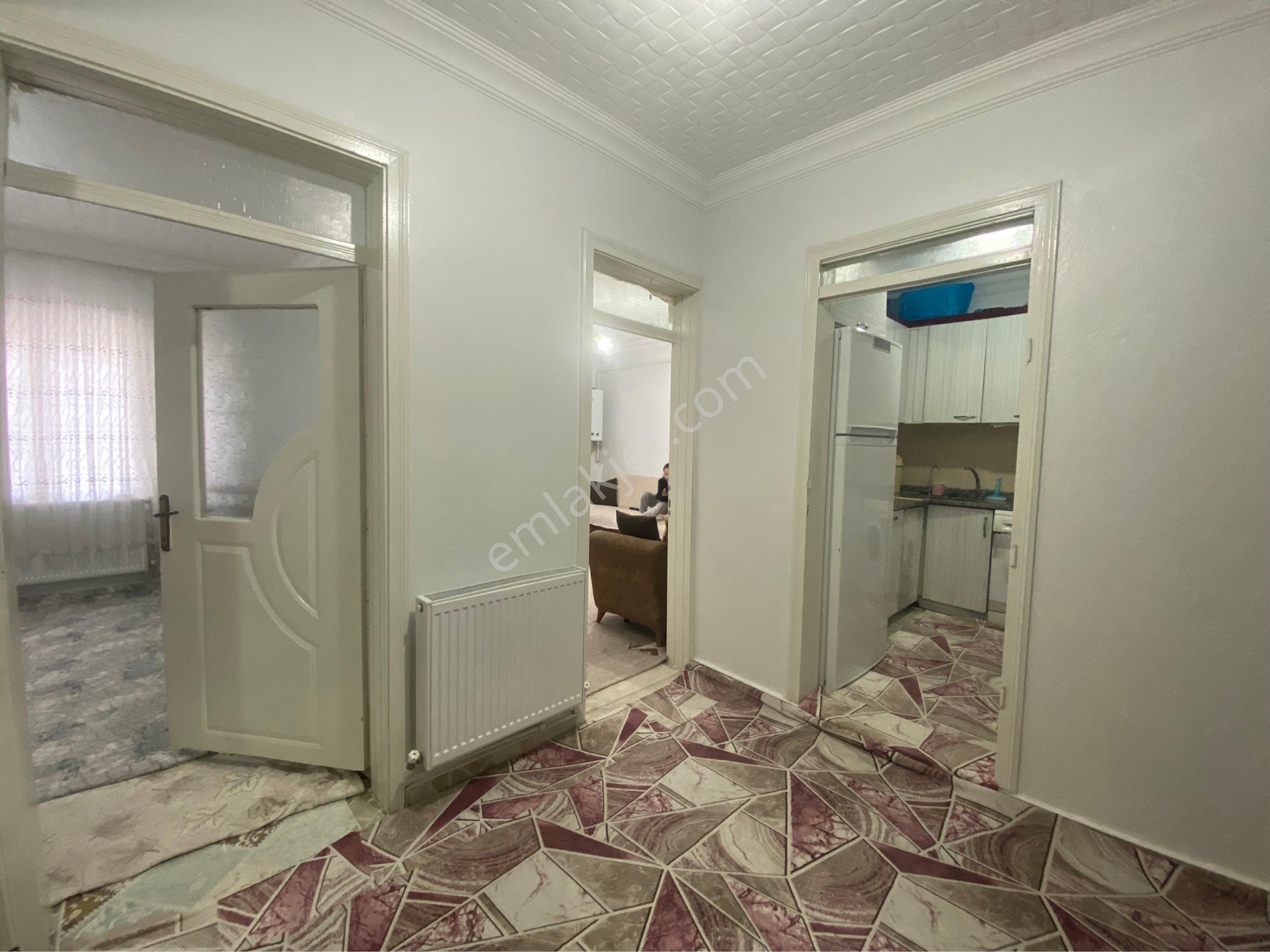 Güneş De 2 Katlı,100m Semtpazarı Yanıdoğalgazlı, Çok Temiz Müstakil Ev - Görsel 12