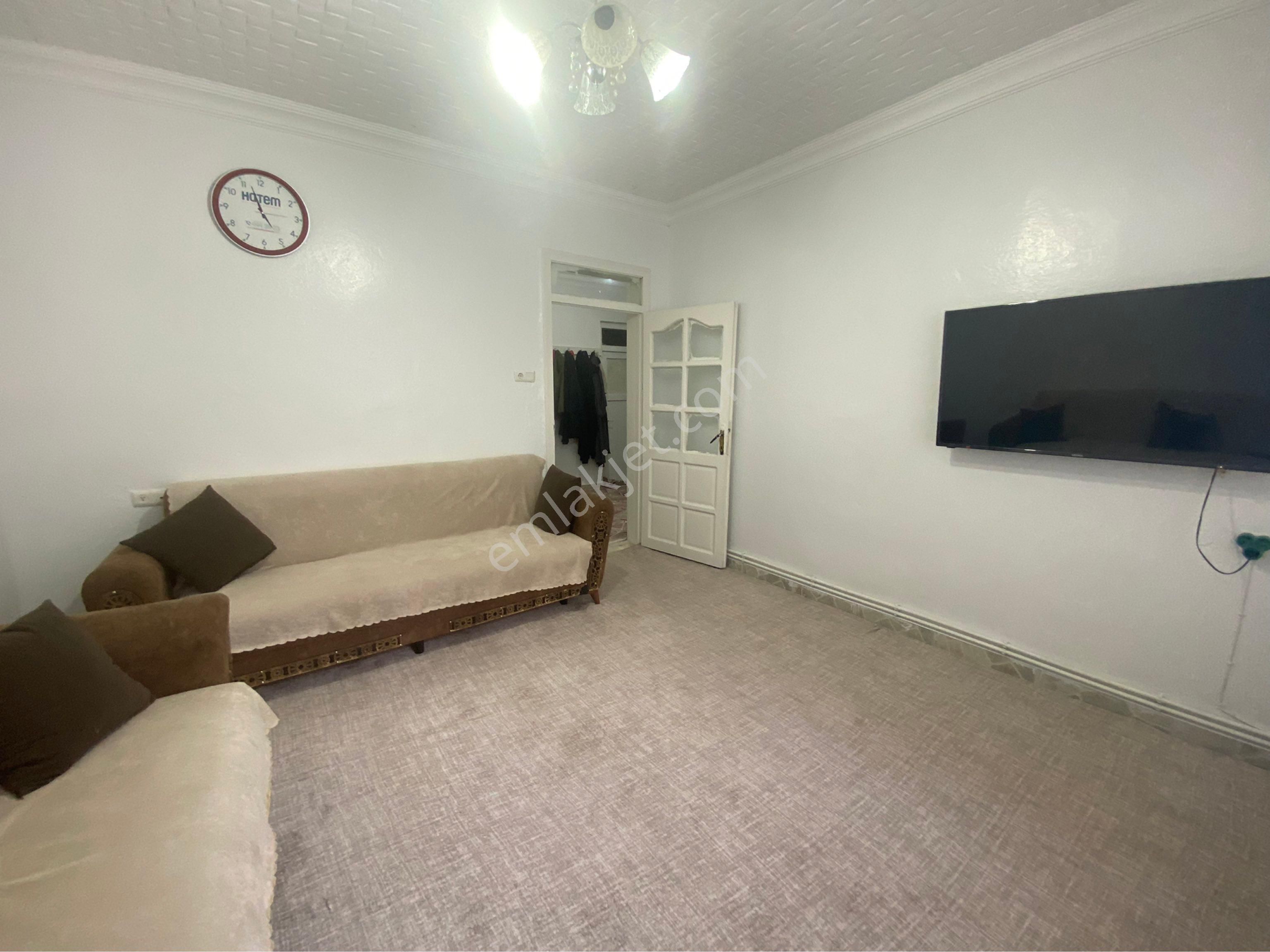 Güneş De 2 Katlı,100m Semtpazarı Yanıdoğalgazlı, Çok Temiz Müstakil Ev - Görsel 31