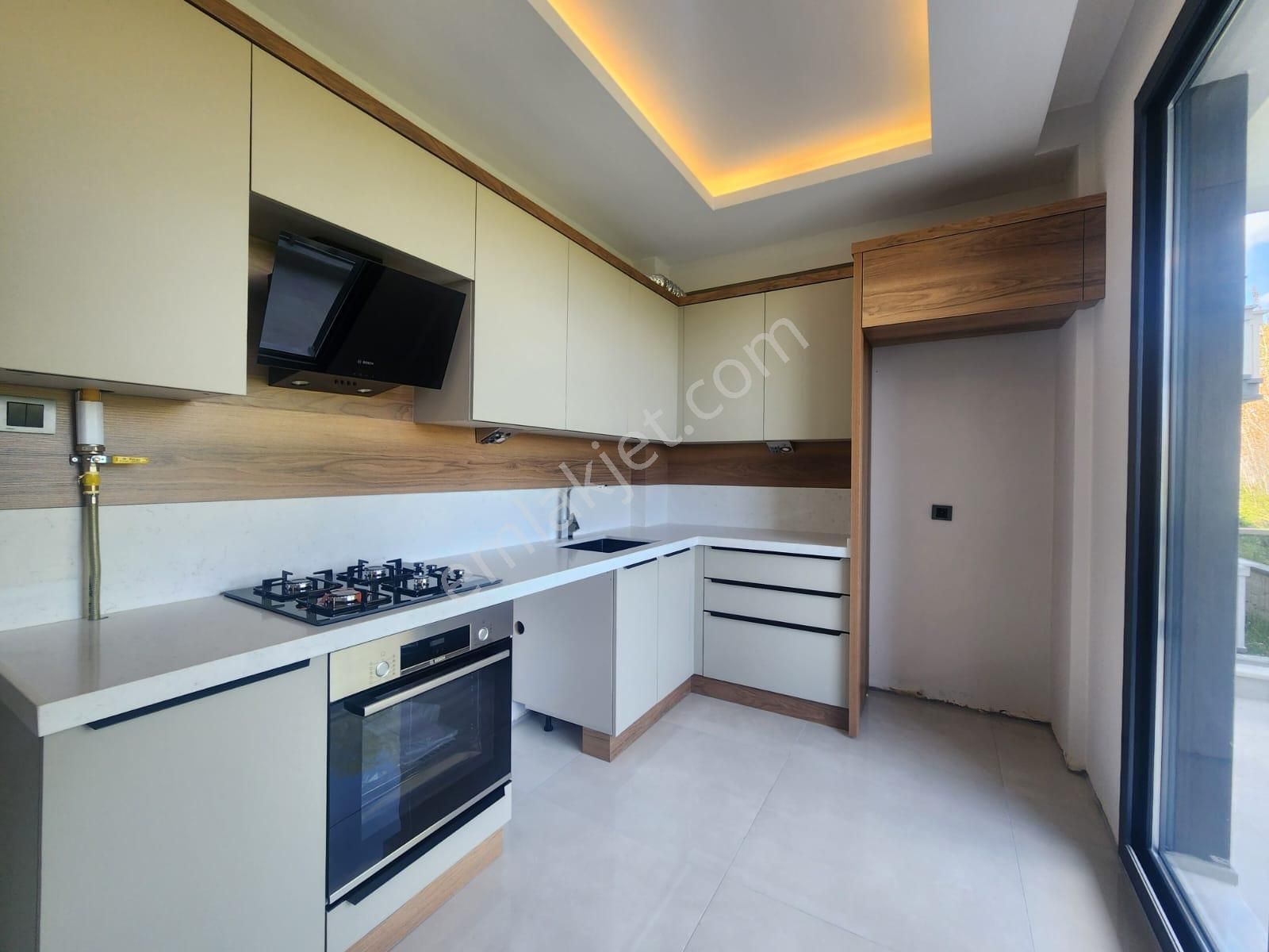 Kumsaldan Altınkumda Ferah Asansörlü Ön Cephe_2+1 Sıfır Daire**